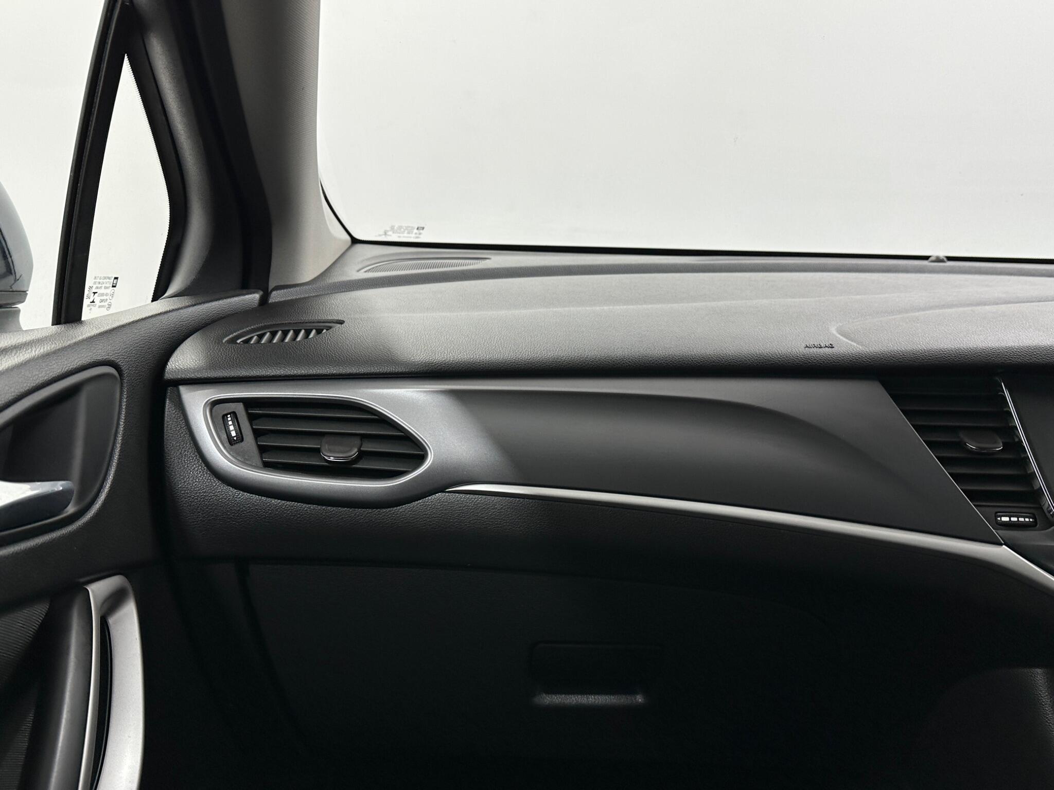 Vauxhall Astra view 27
