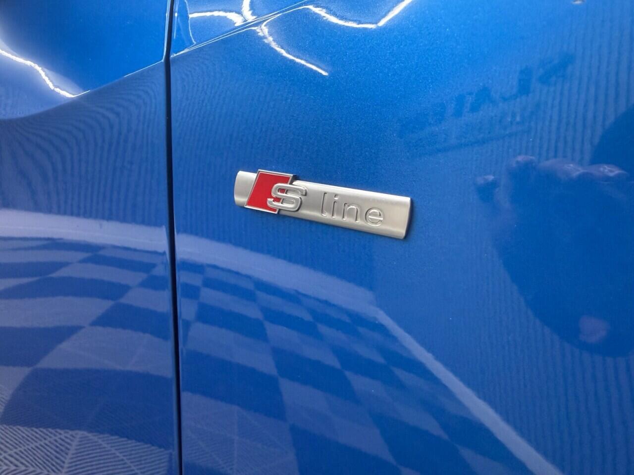 Audi Q2 view 29