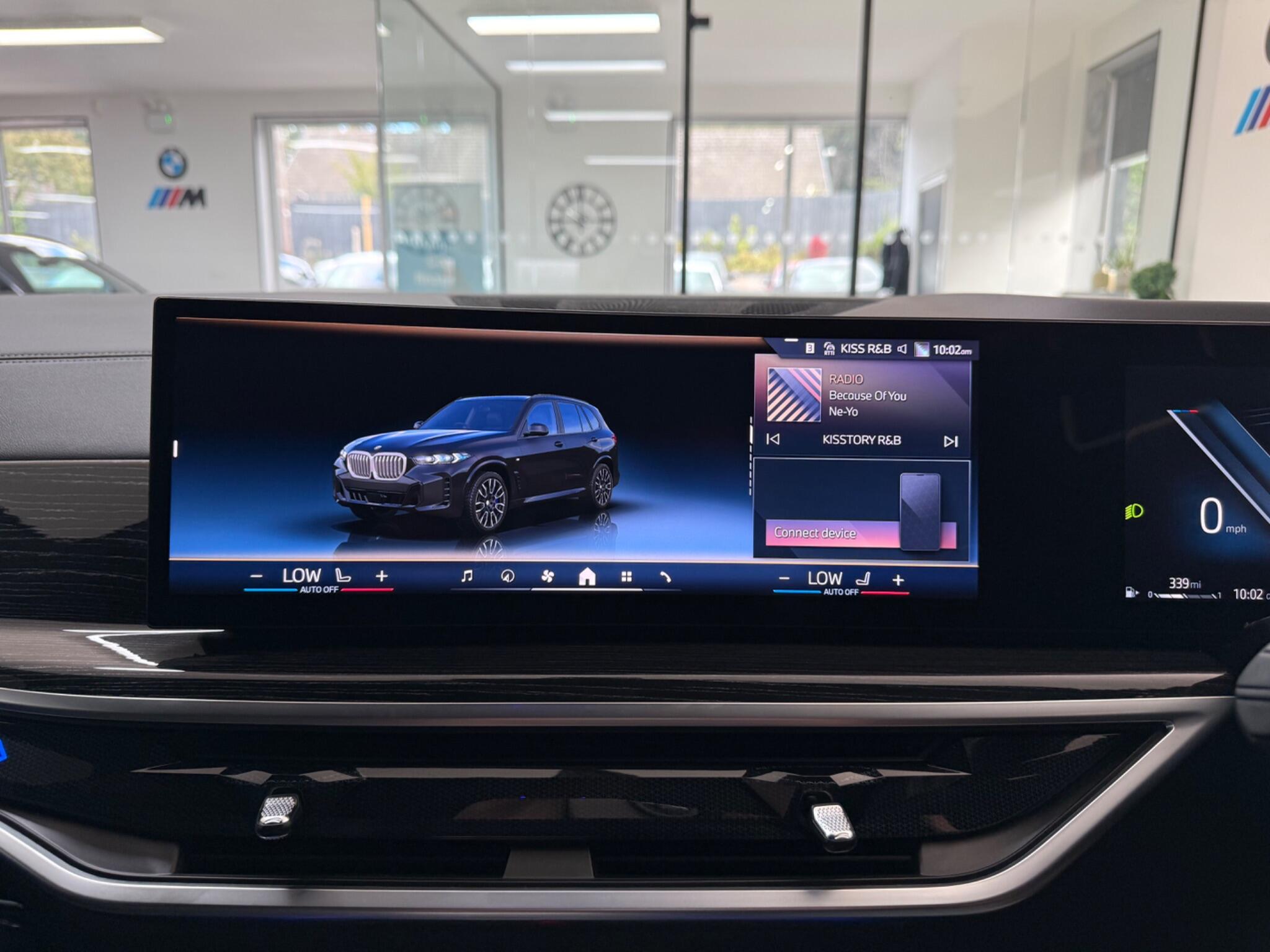 BMW X5 view 40