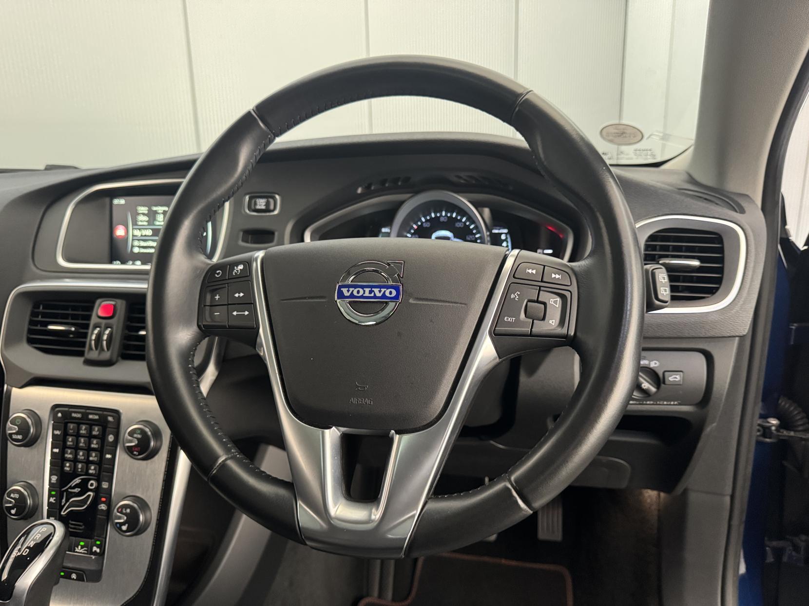 Volvo V40 view 64