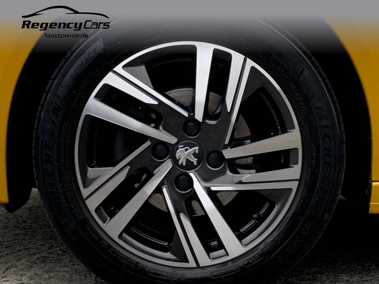 Peugeot 208 view 29