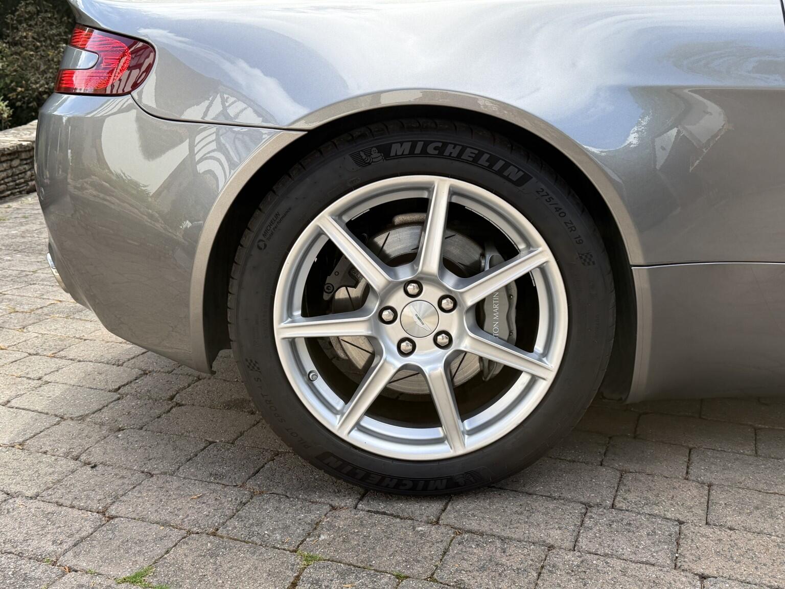 Aston Martin Vantage view 10