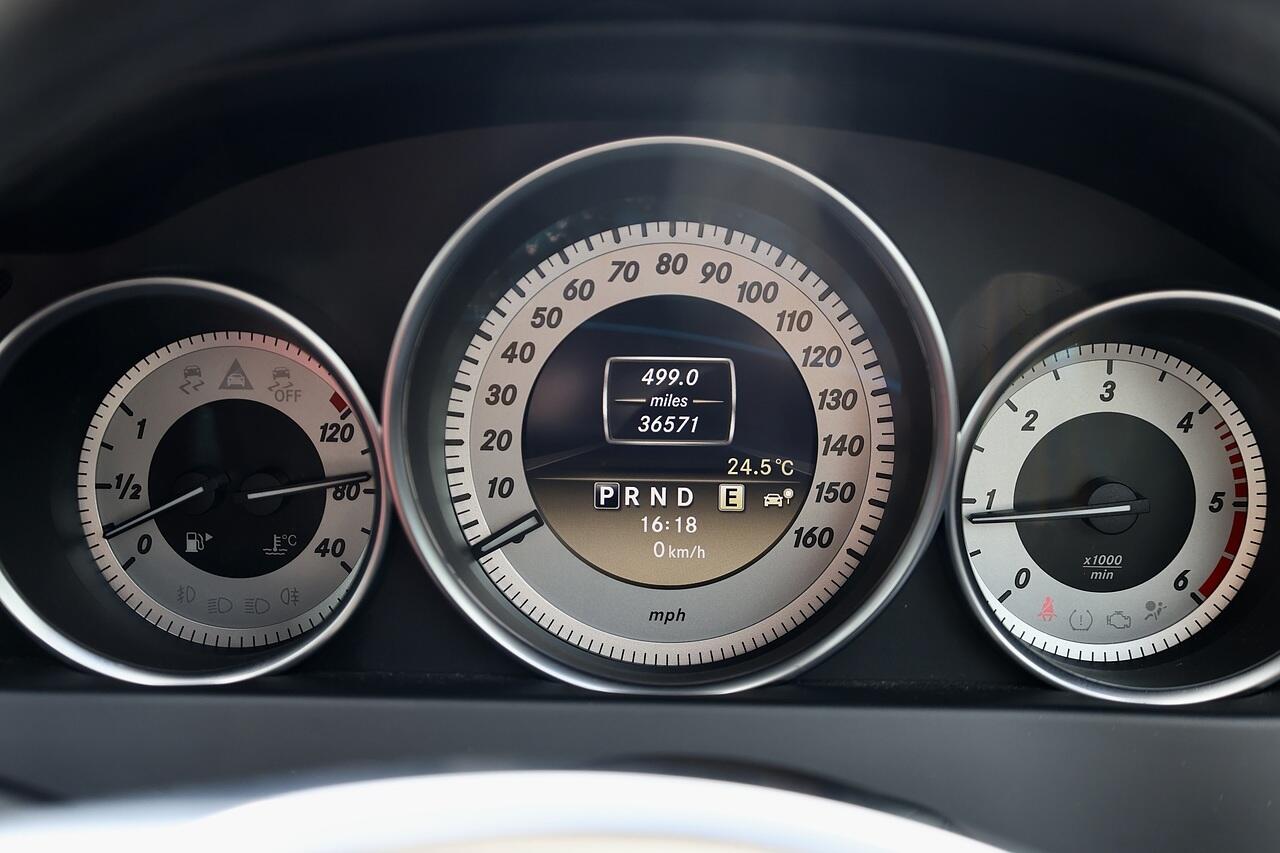 Mercedes-Benz C Class view 17