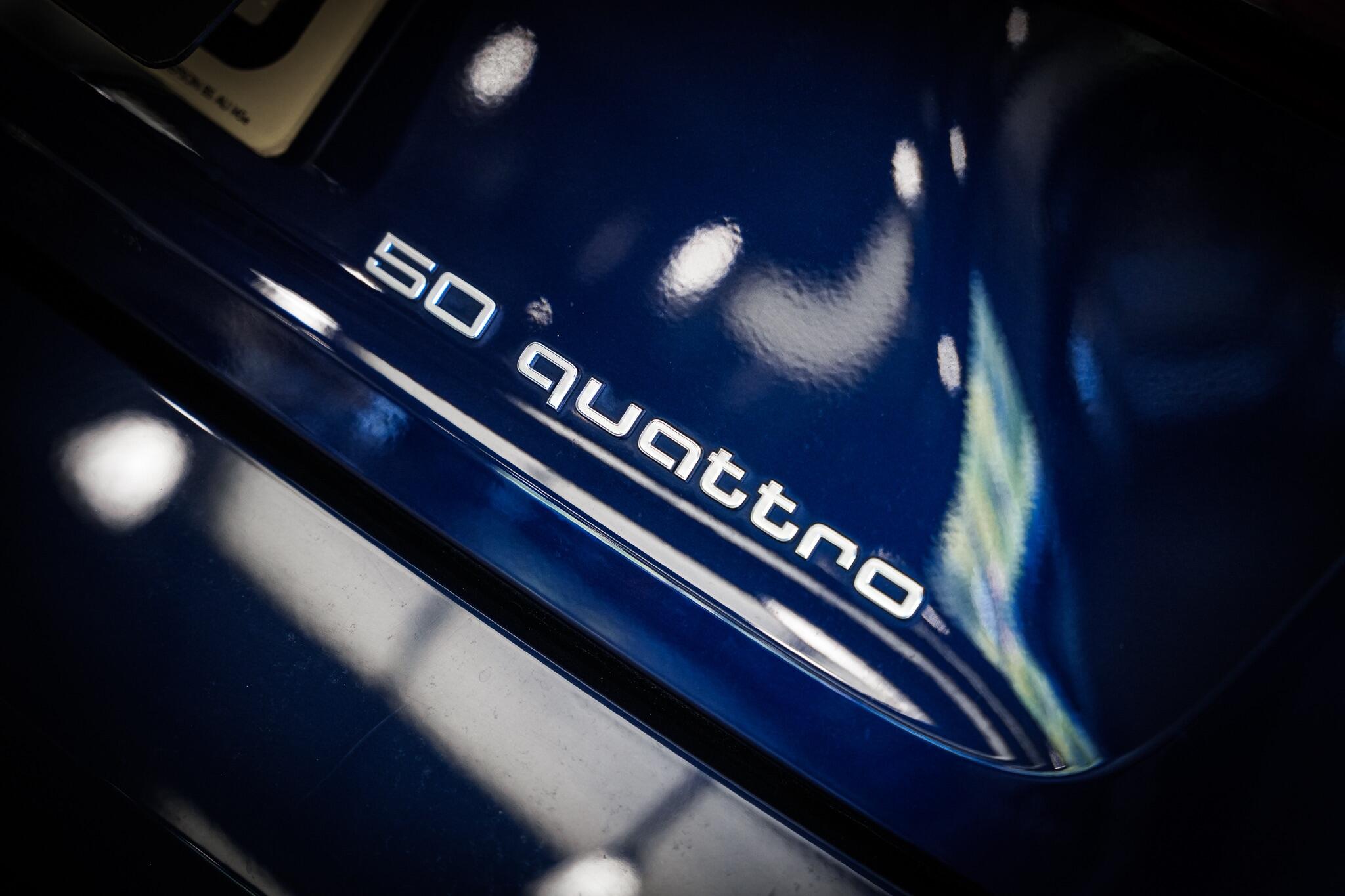 Audi E-Tron view 38