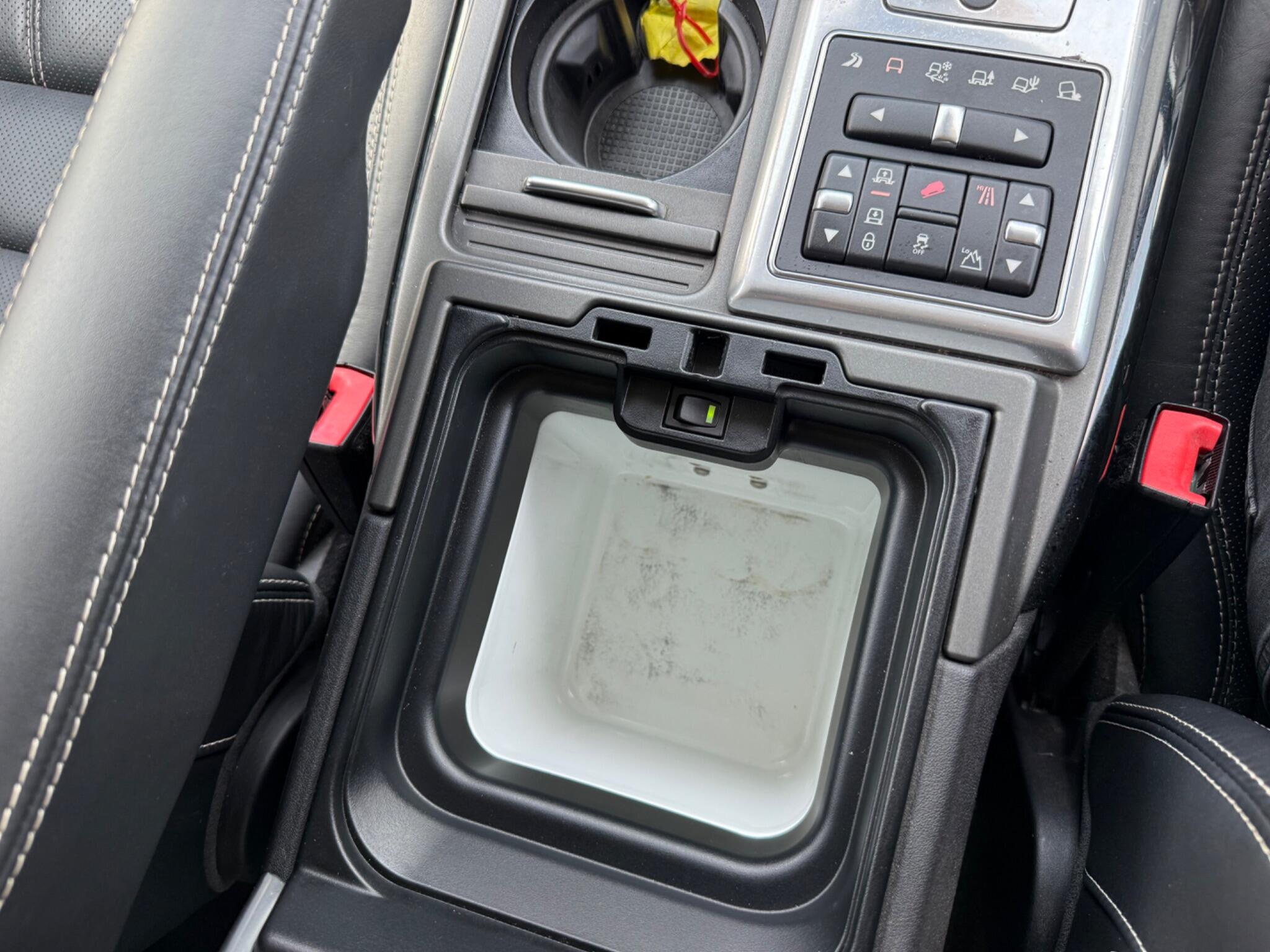 Land Rover Range Rover Sport view 13
