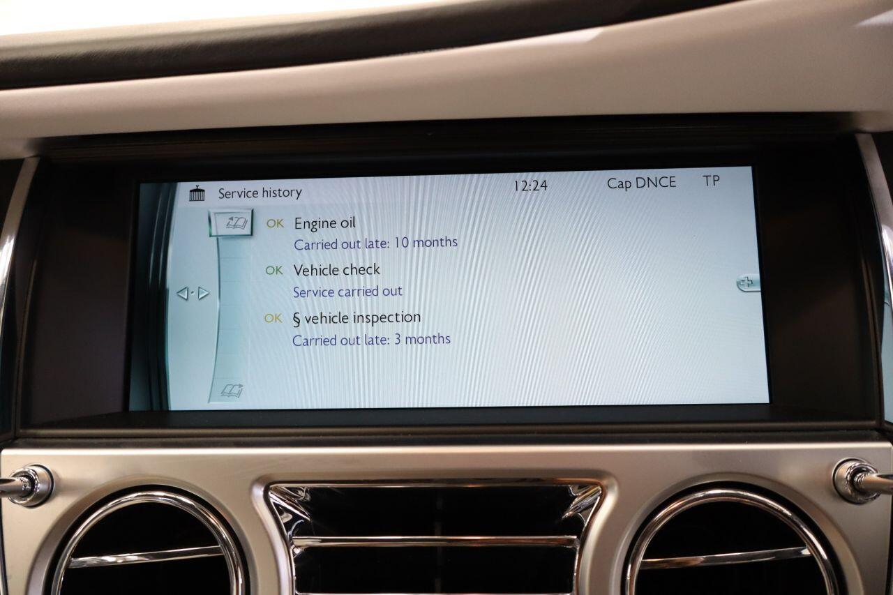 Rolls-Royce Wraith view 31
