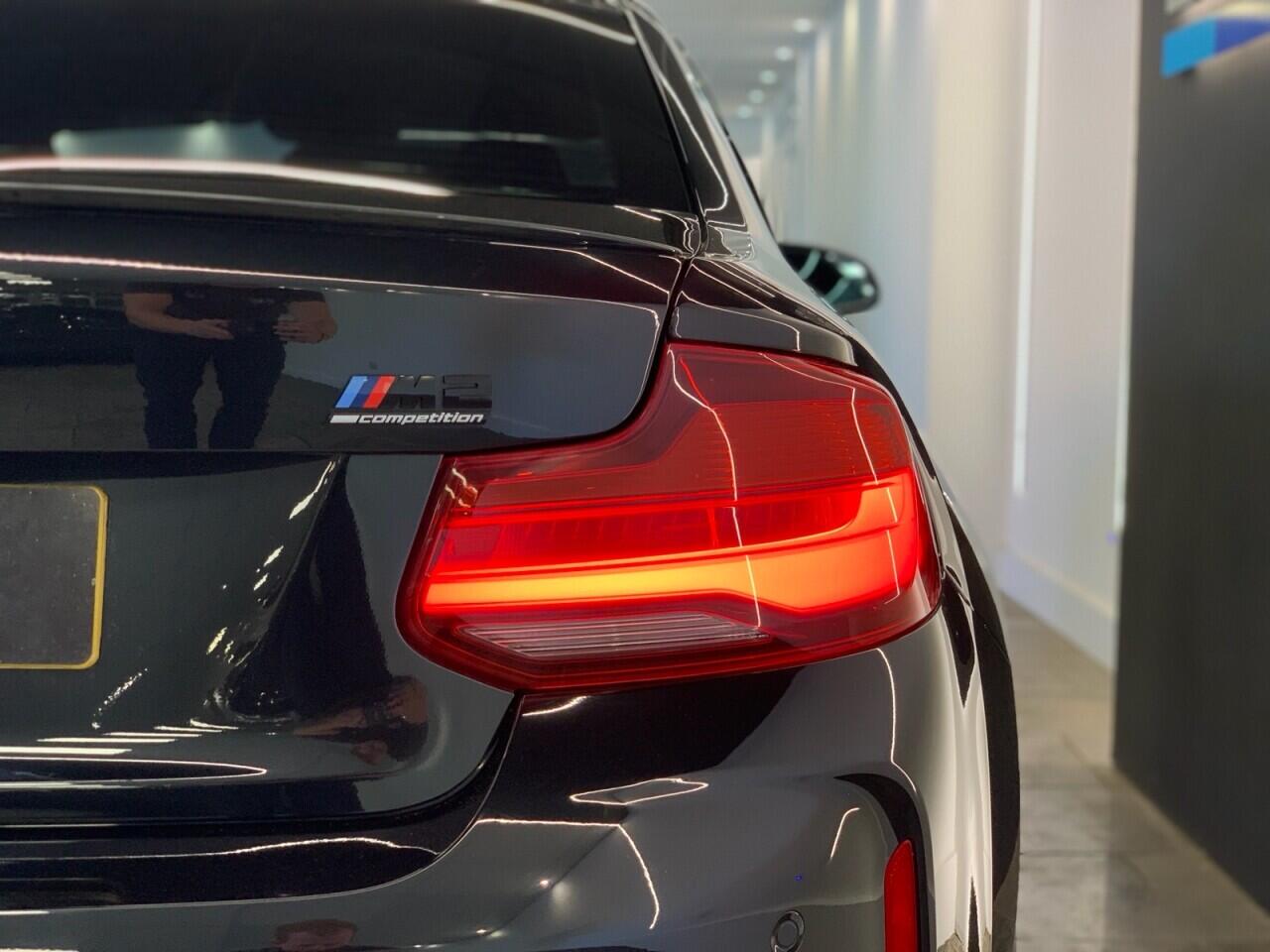 BMW M2 view 9