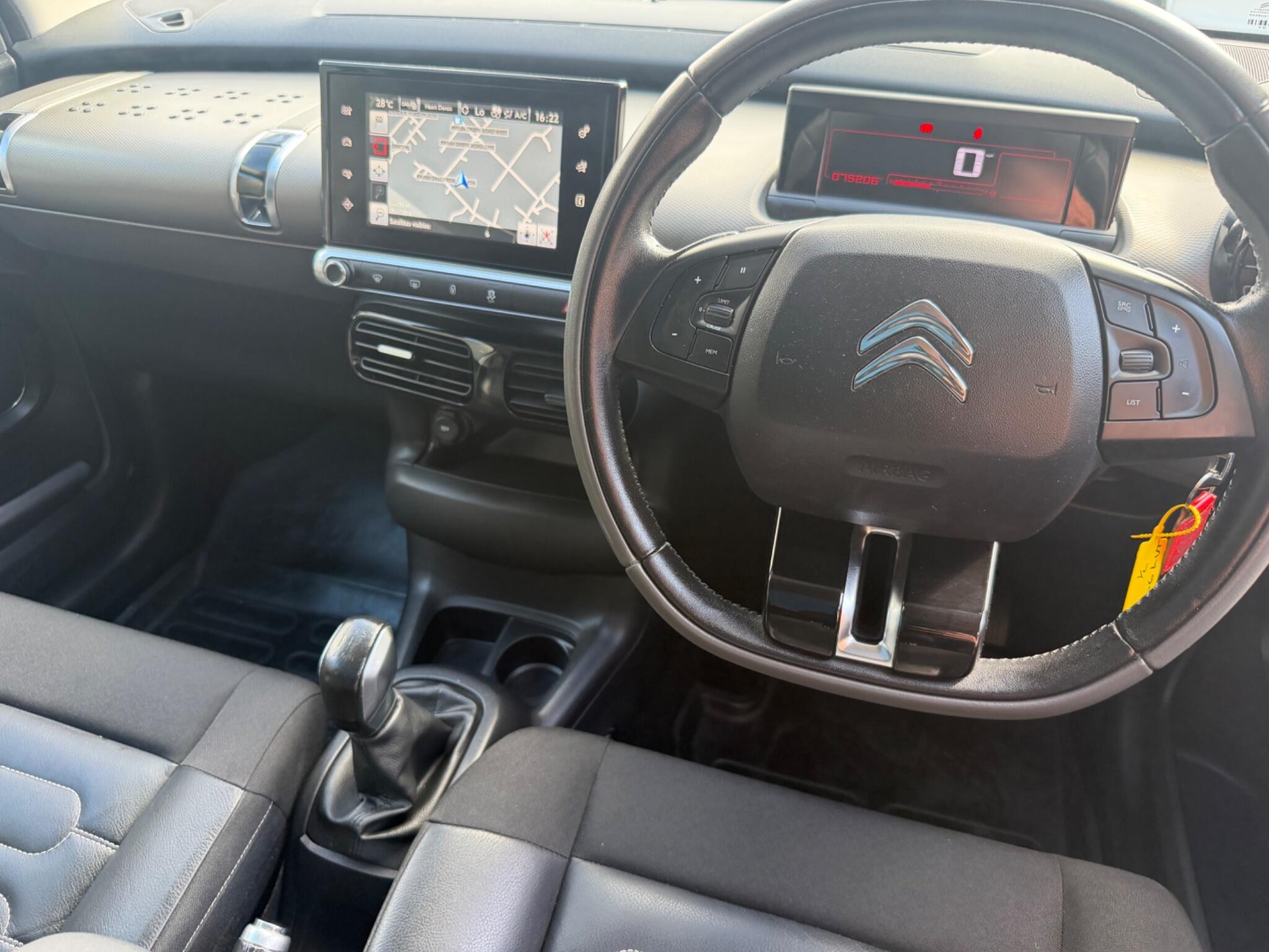 Citroen C4 Cactus view 2