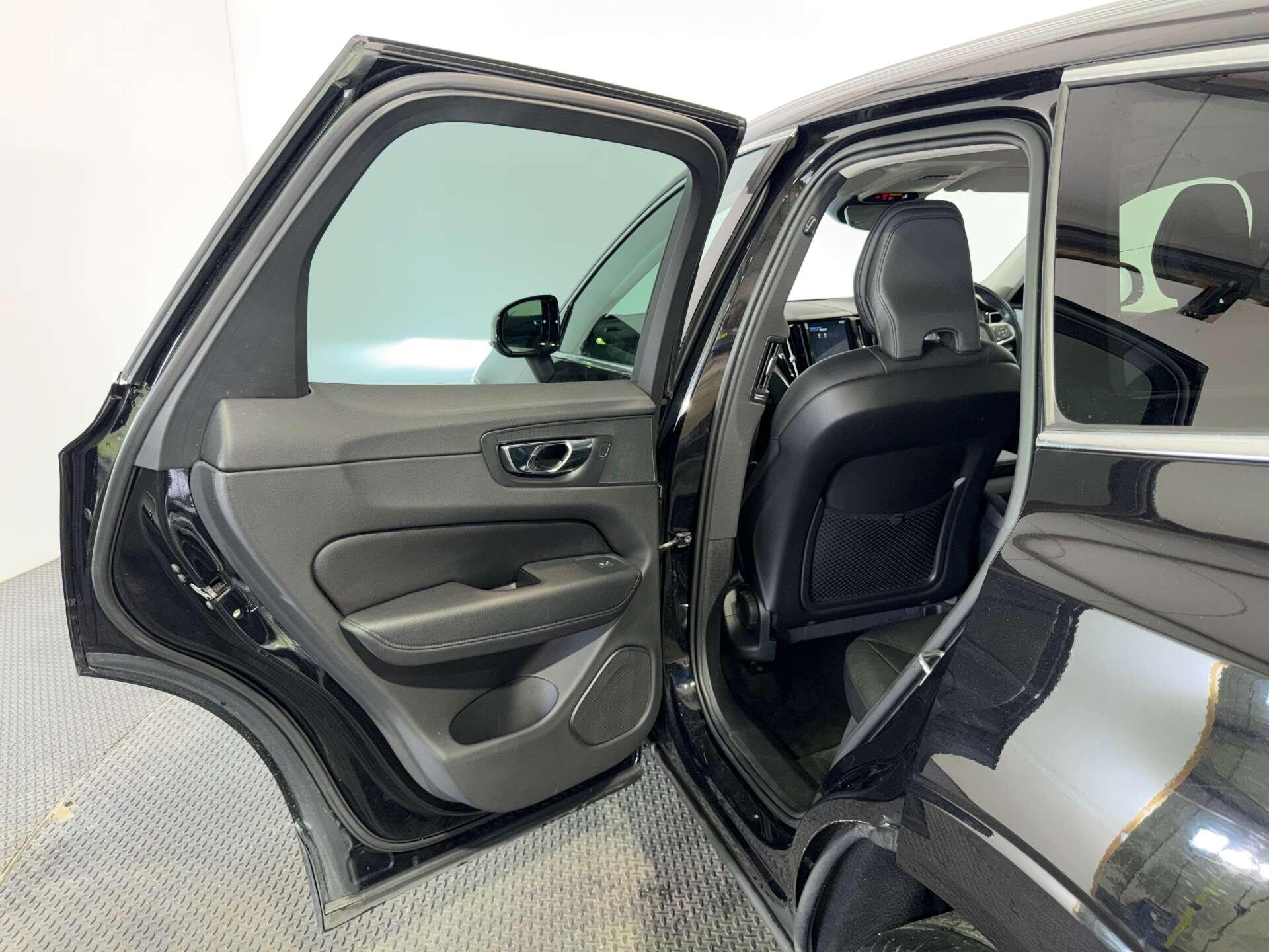Volvo XC60 view 62