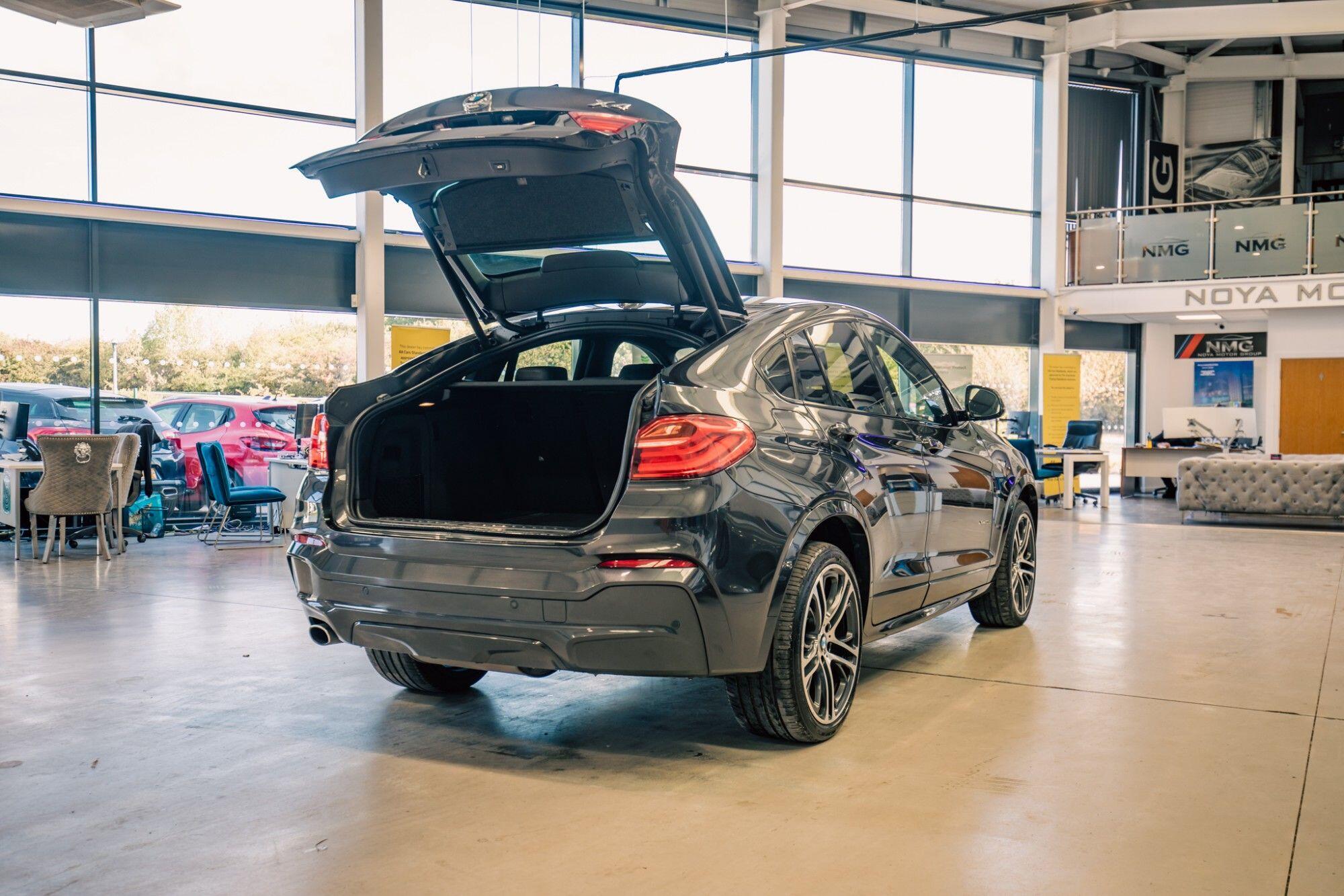 BMW X4 view 35