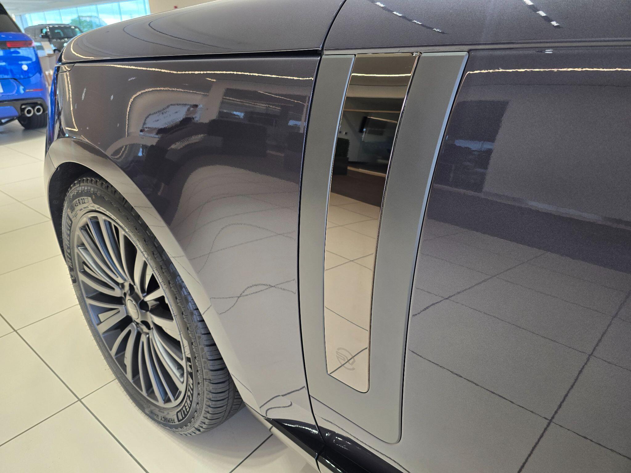 Land Rover Range Rover view 48