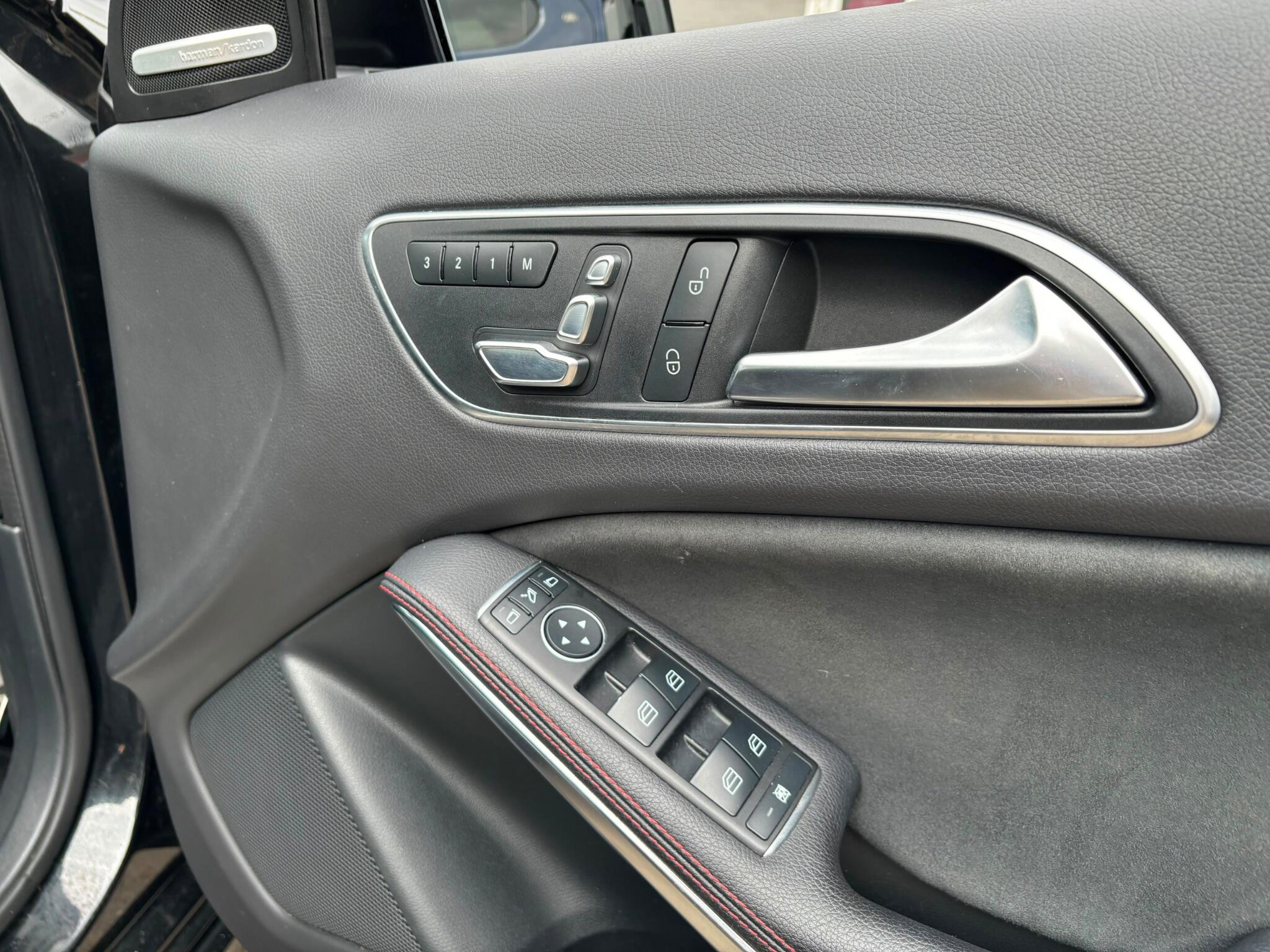 Mercedes-Benz A-Class view 21