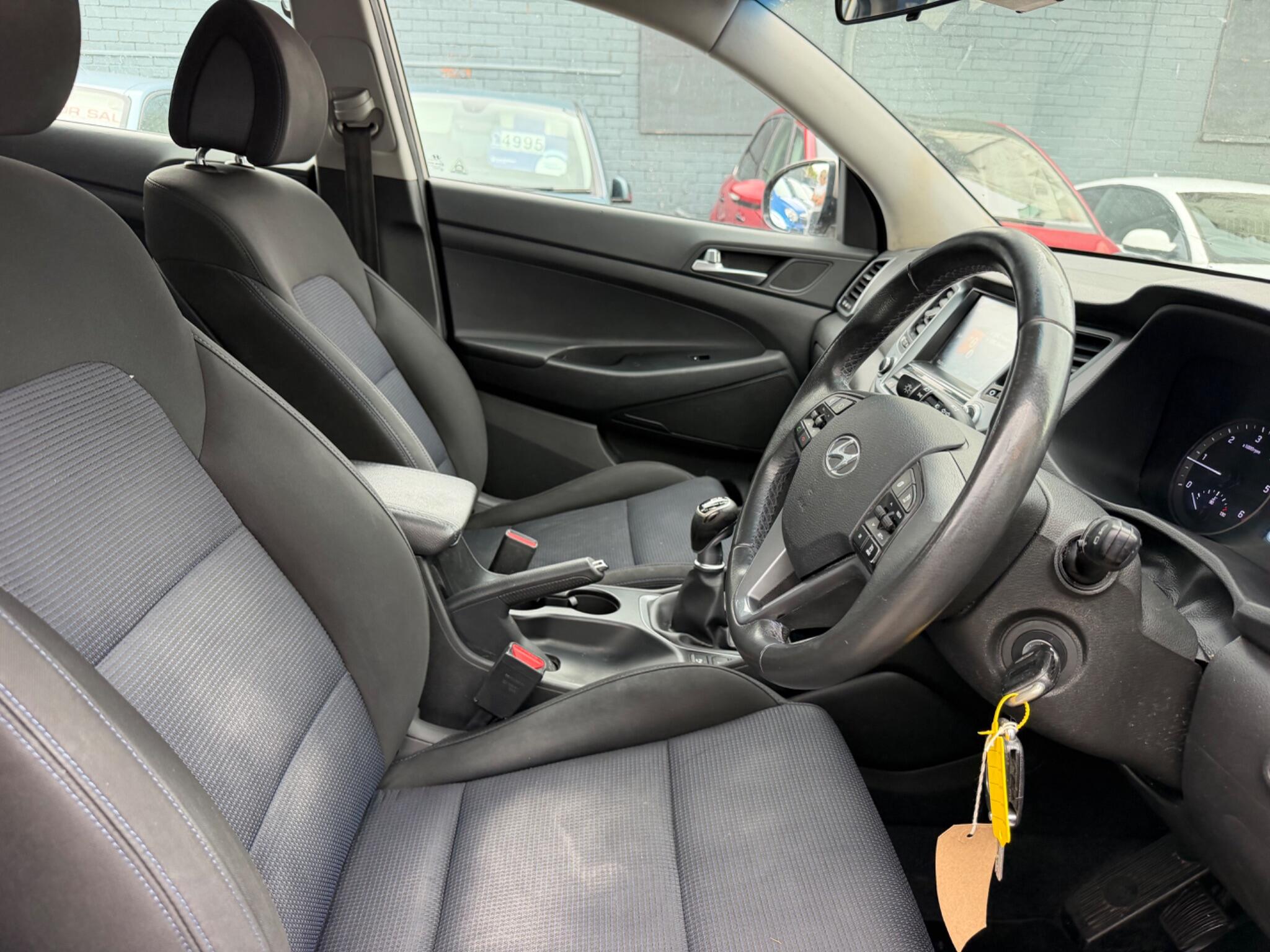 Hyundai Tucson view 9