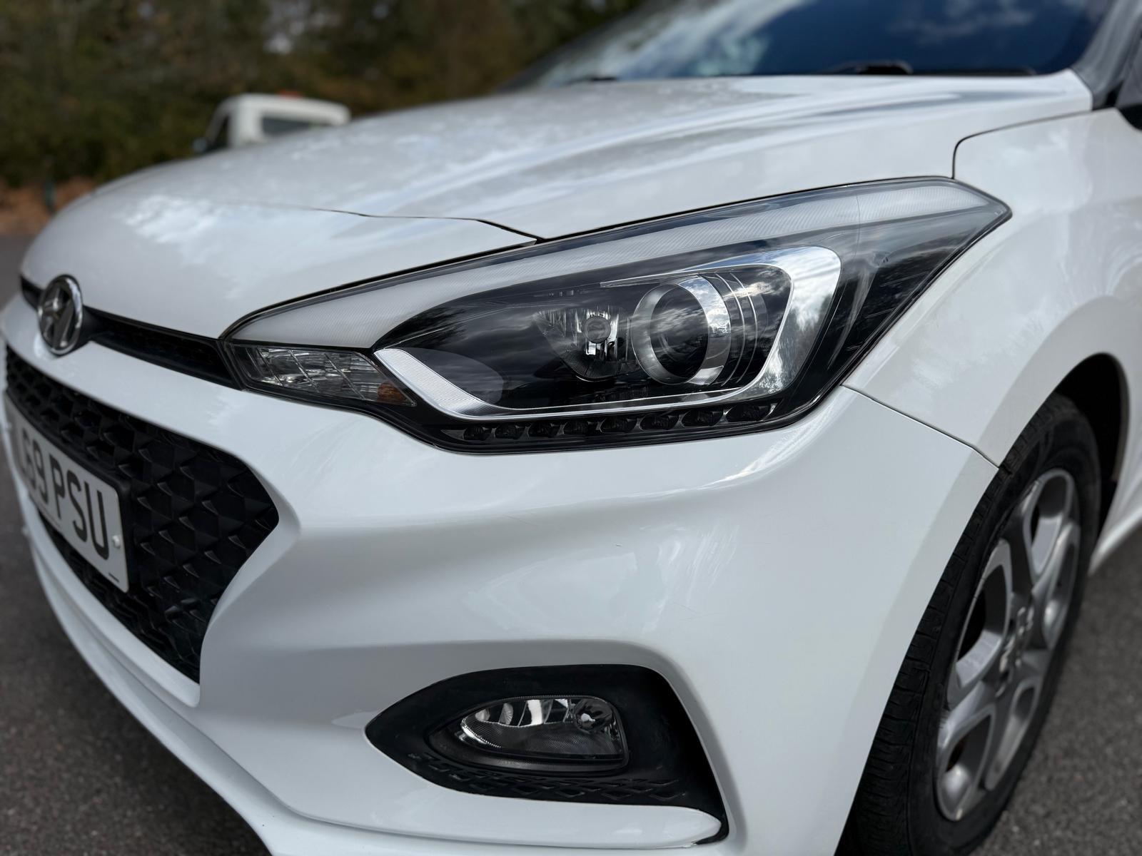 Hyundai i20 view 54