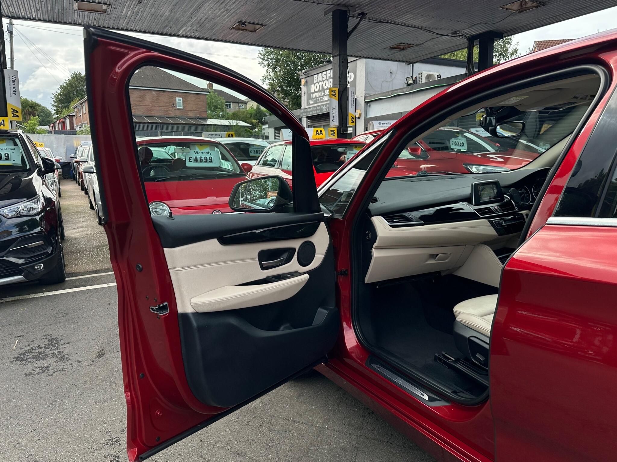 BMW 2 Series Active Tourer view 6
