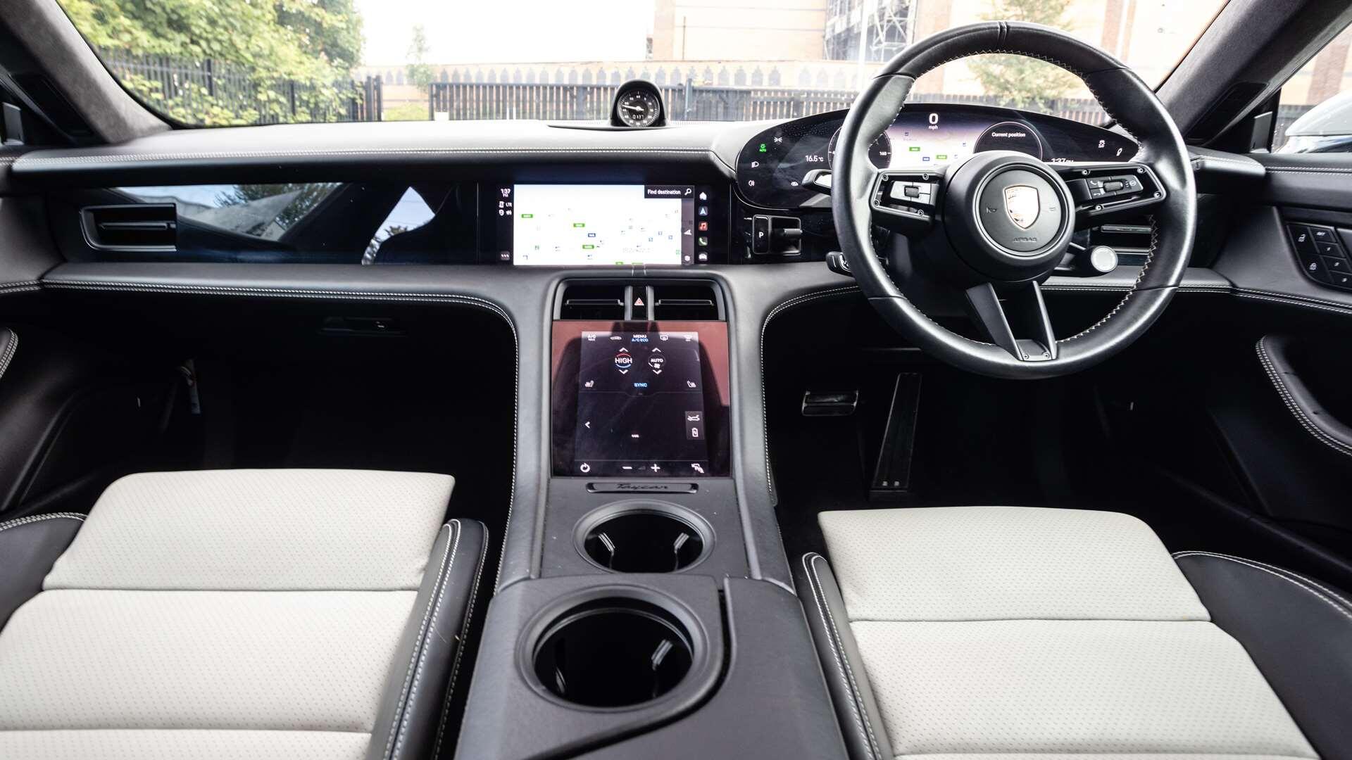 Porsche Taycan view 11