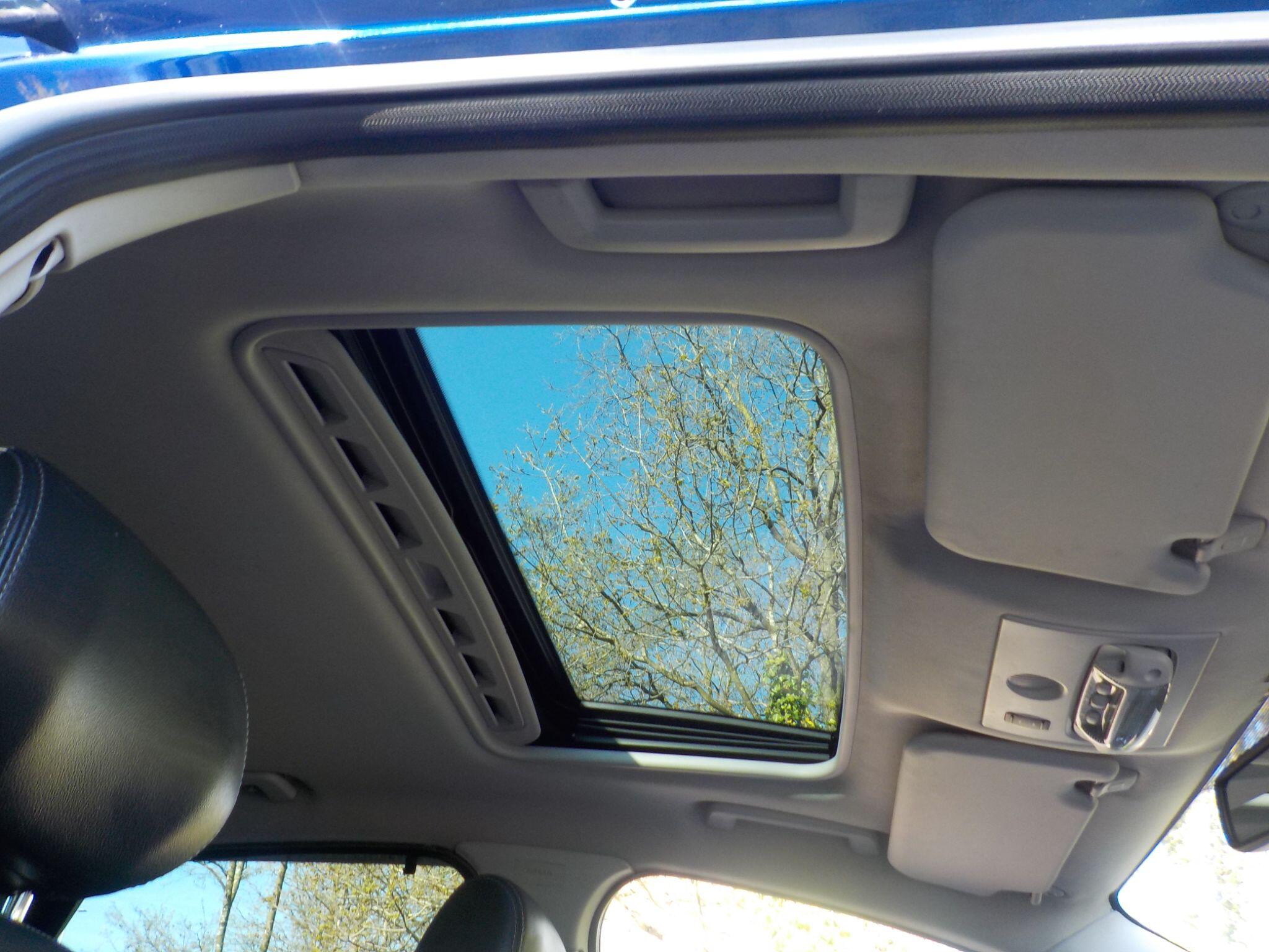 Ford Mondeo 2.0 TDCi Titanium X Business Edition Powershift Euro 5 5dr