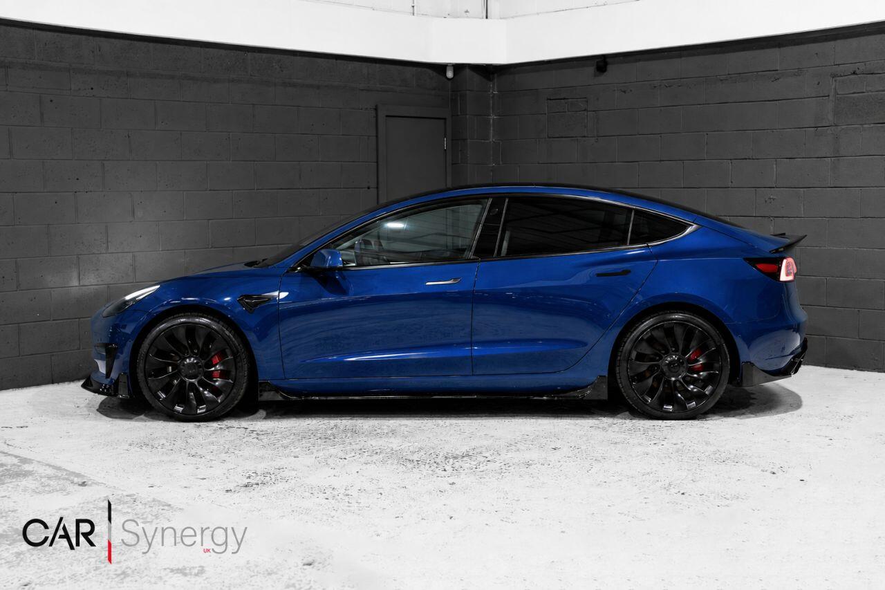 Tesla Model 3 view 4