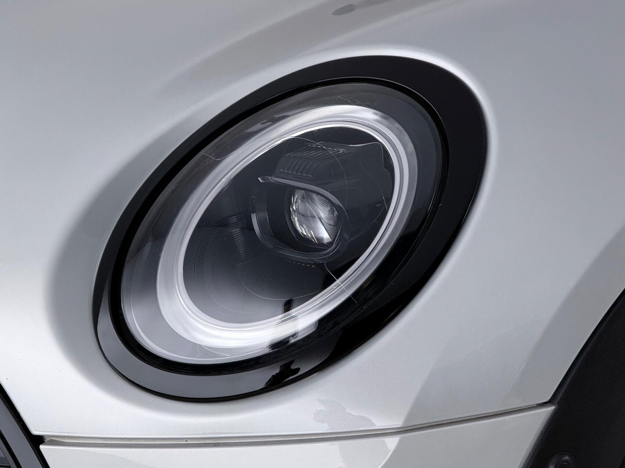 Mini Clubman view 12
