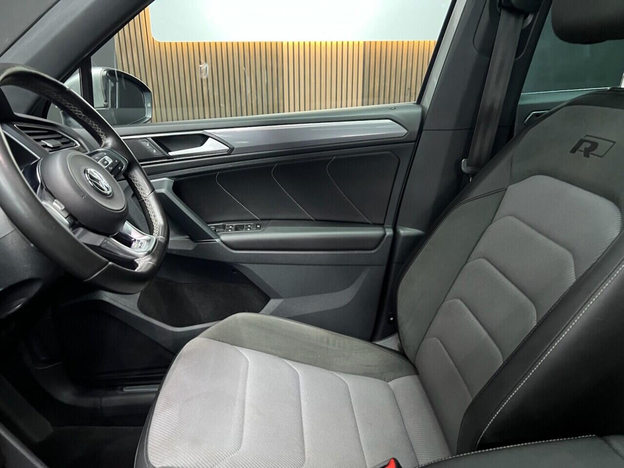 Volkswagen Tiguan view 28