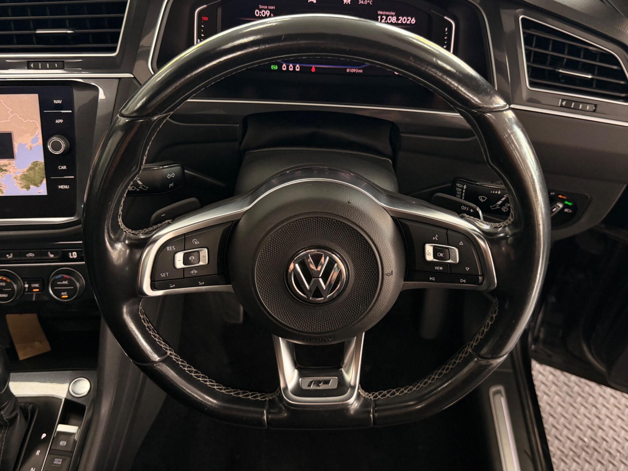 Volkswagen Tiguan view 18