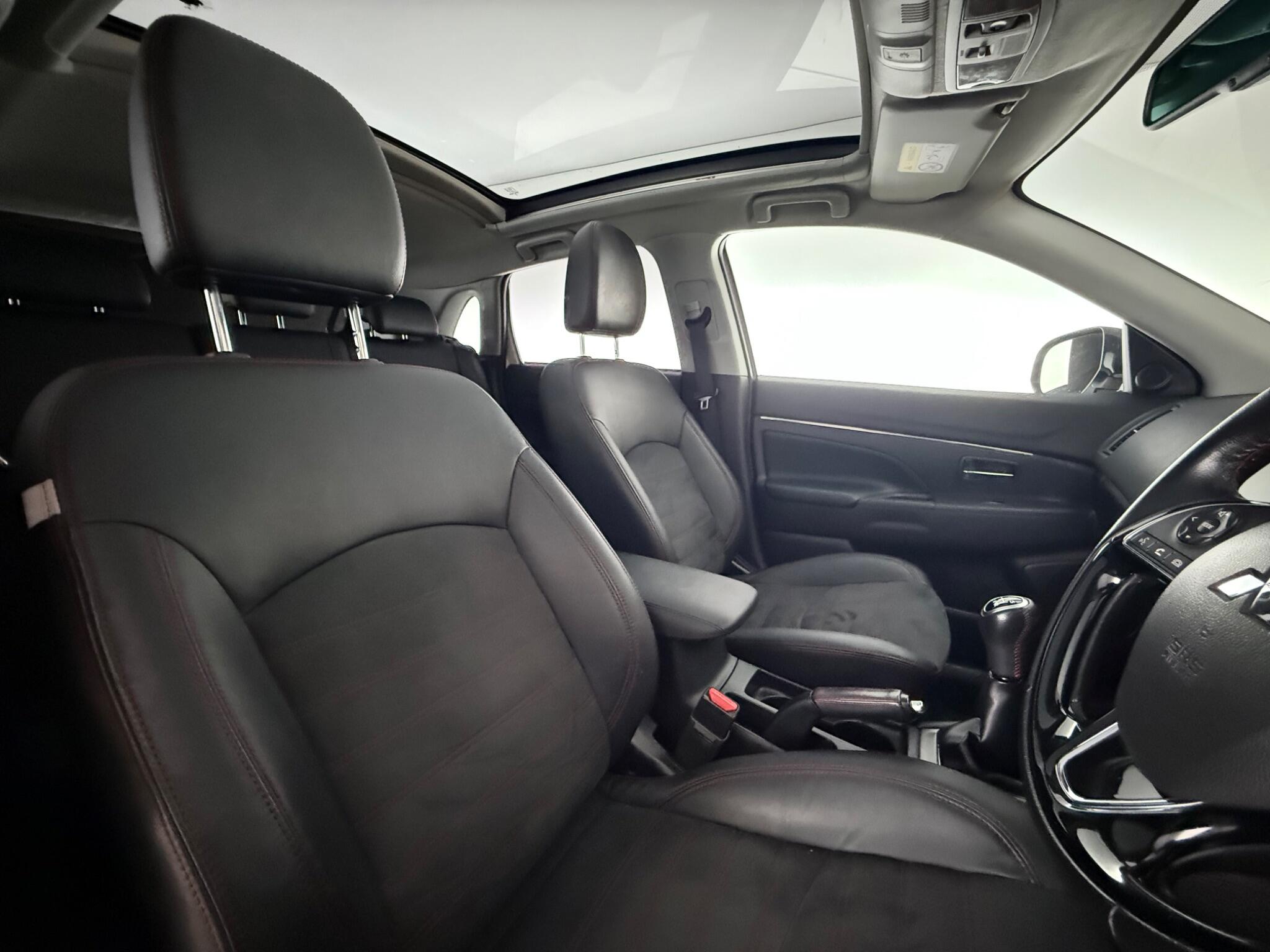 Mitsubishi Asx view 25