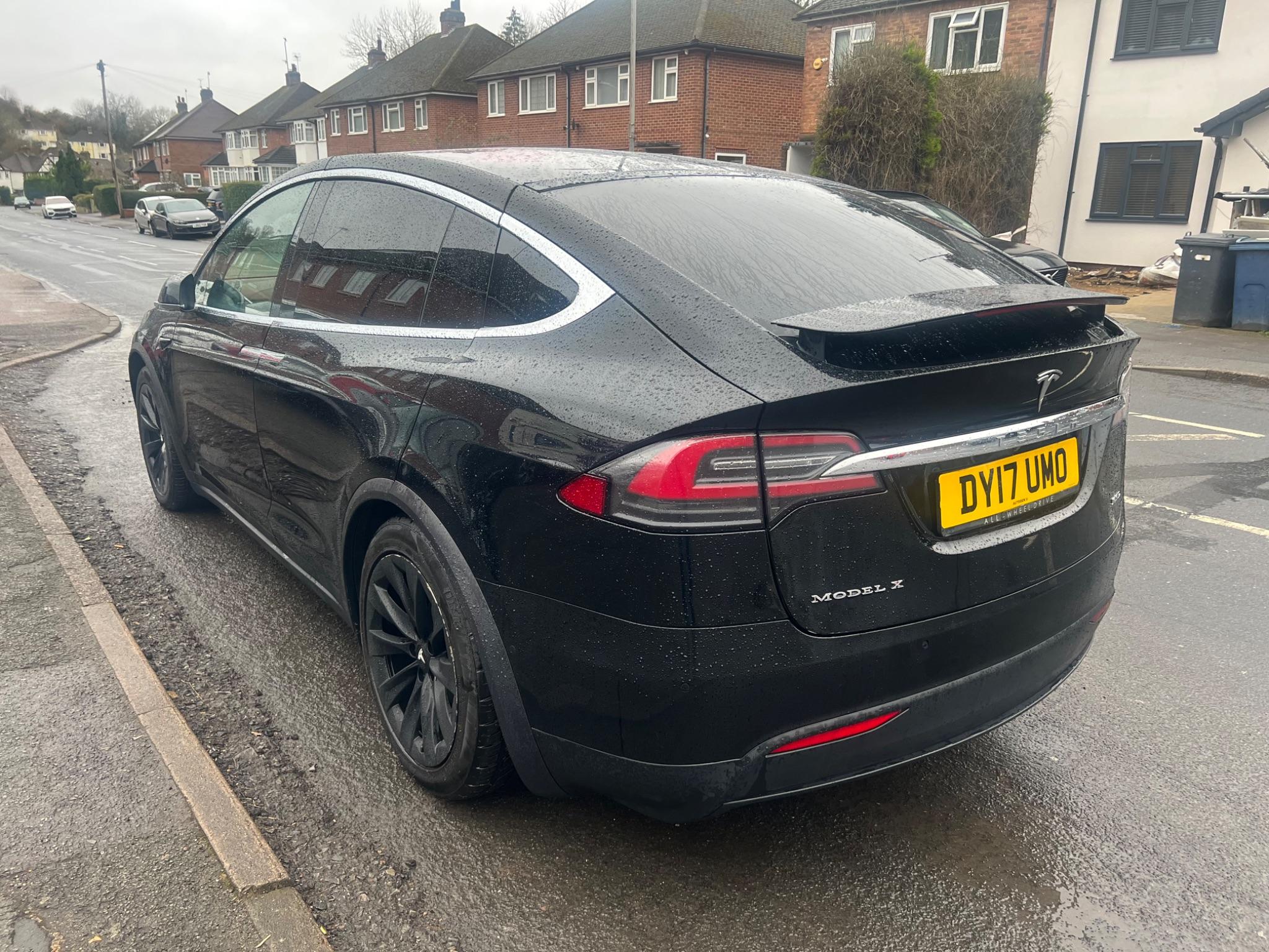 2017 Tesla Model X image 20