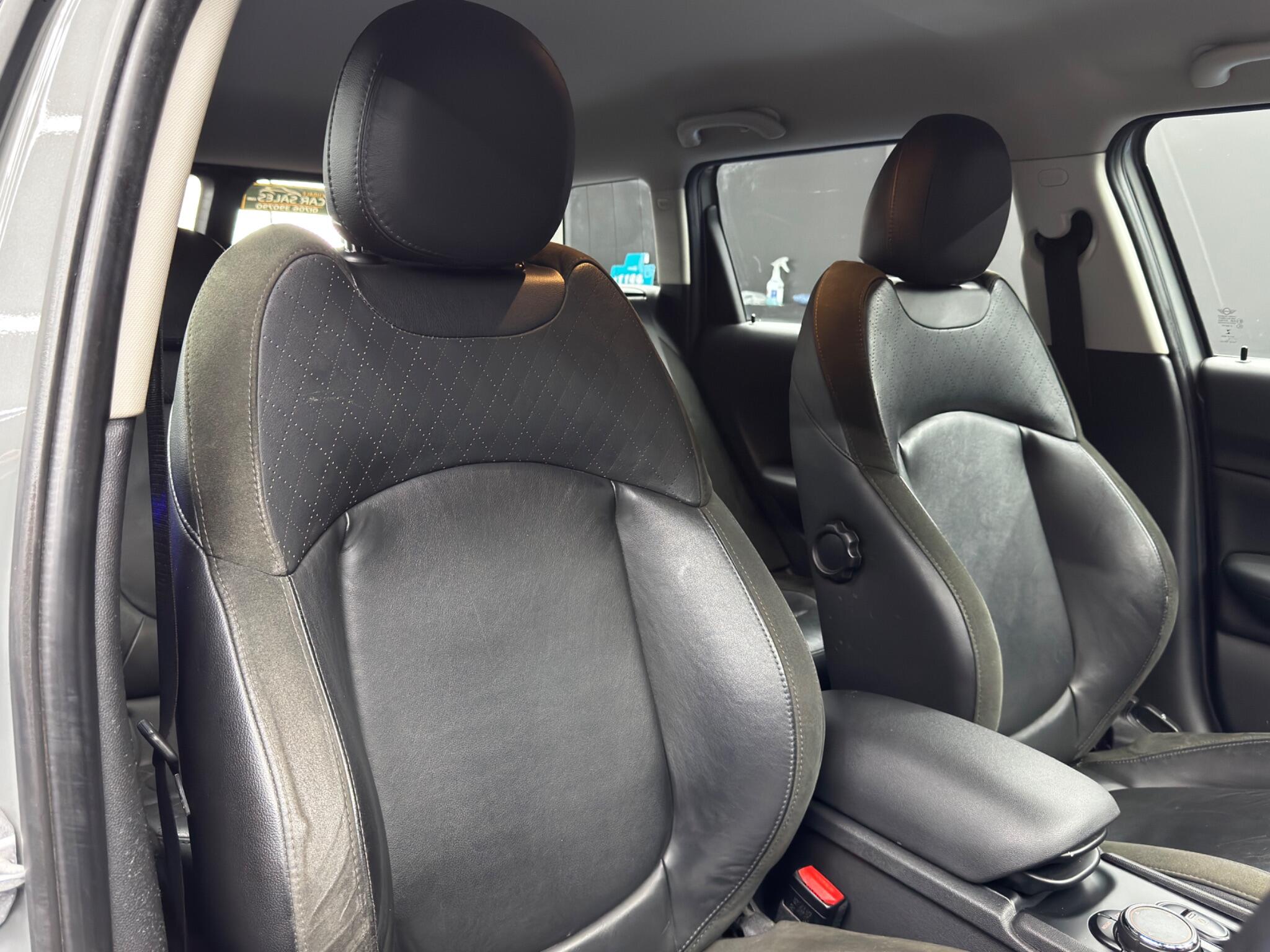 Mini Clubman view 12