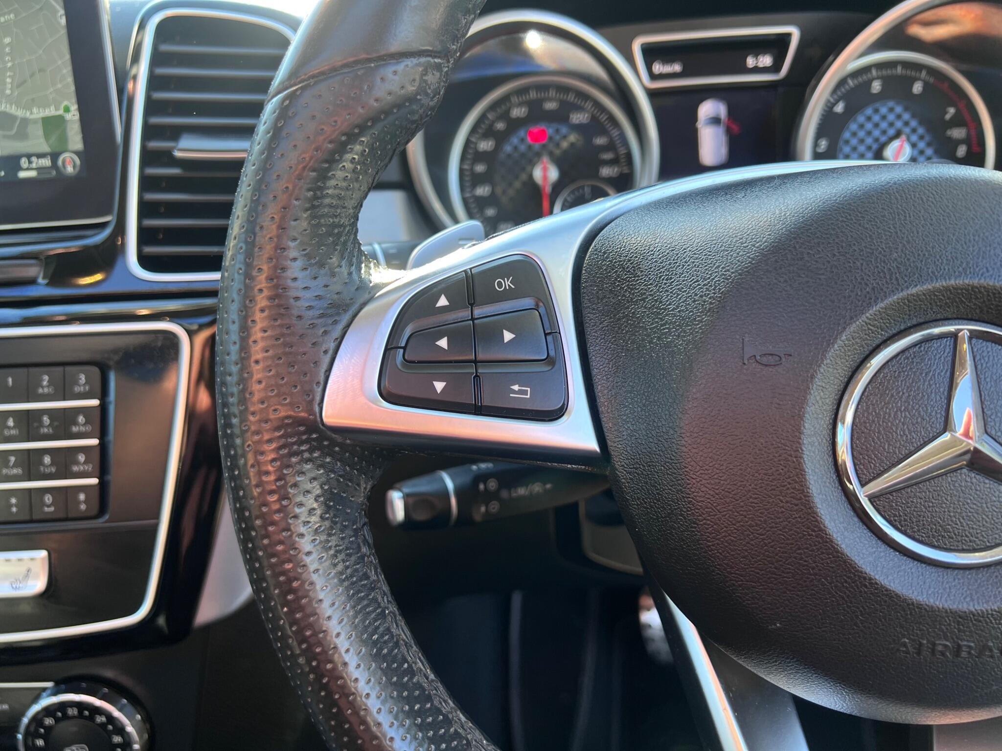 Mercedes-Benz Gle view 28
