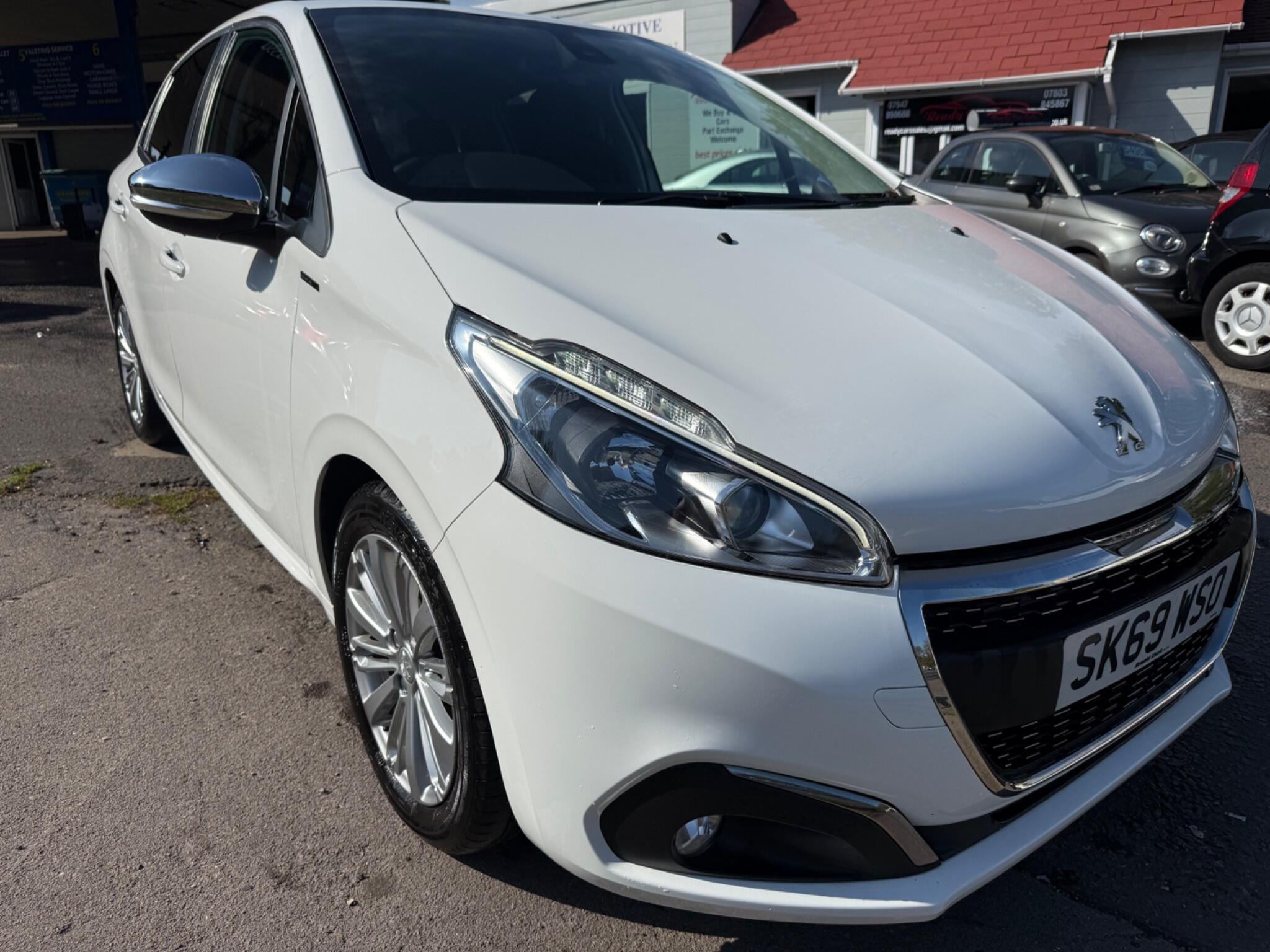 2019 Peugeot 208 in White for sale