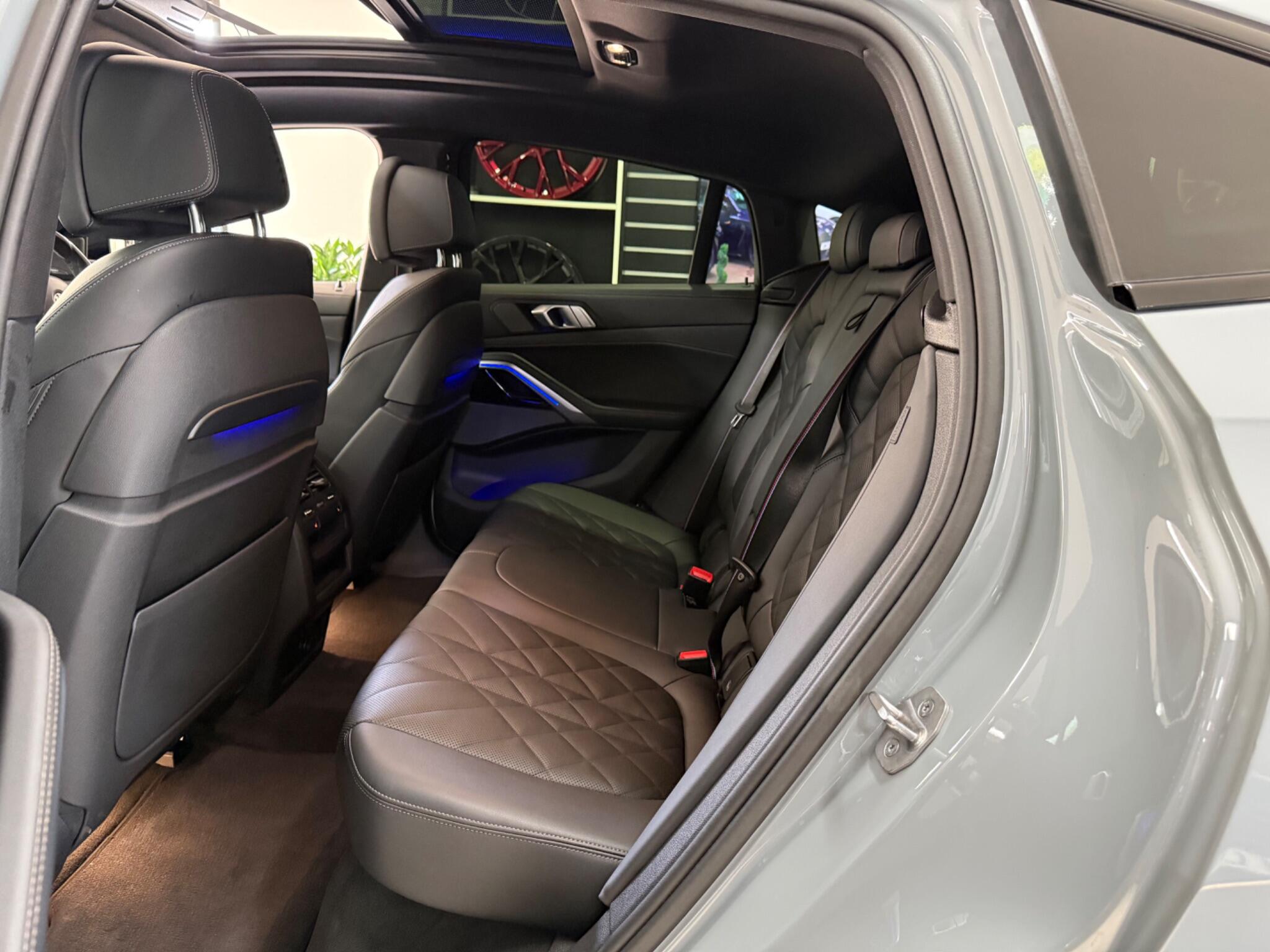 BMW X6 view 44