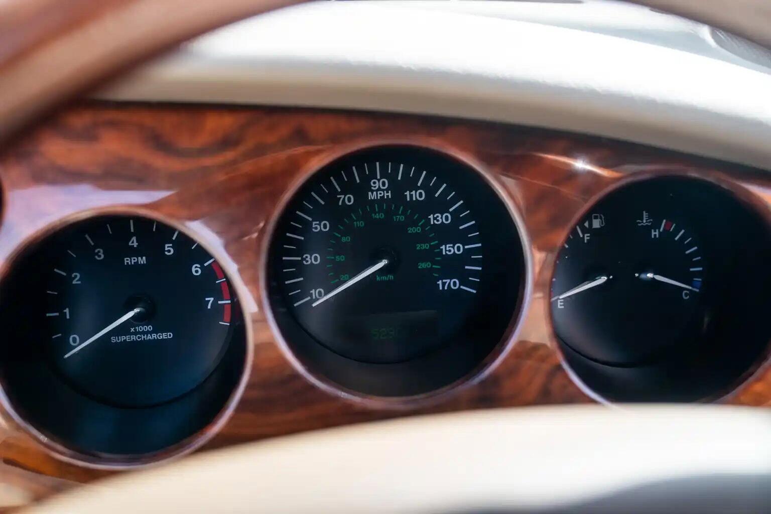 Jaguar XKR view 28