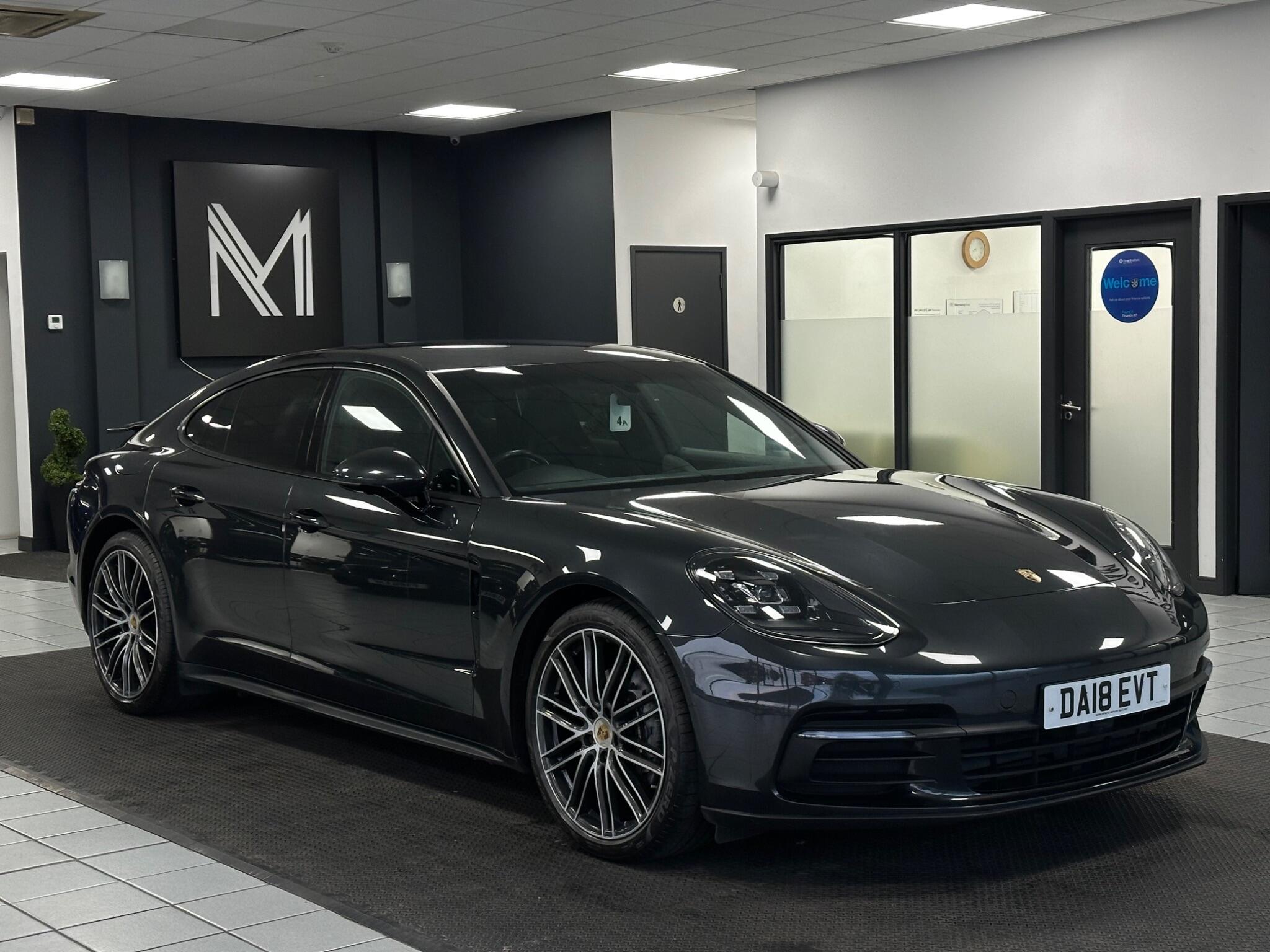 Porsche Panamera view 4