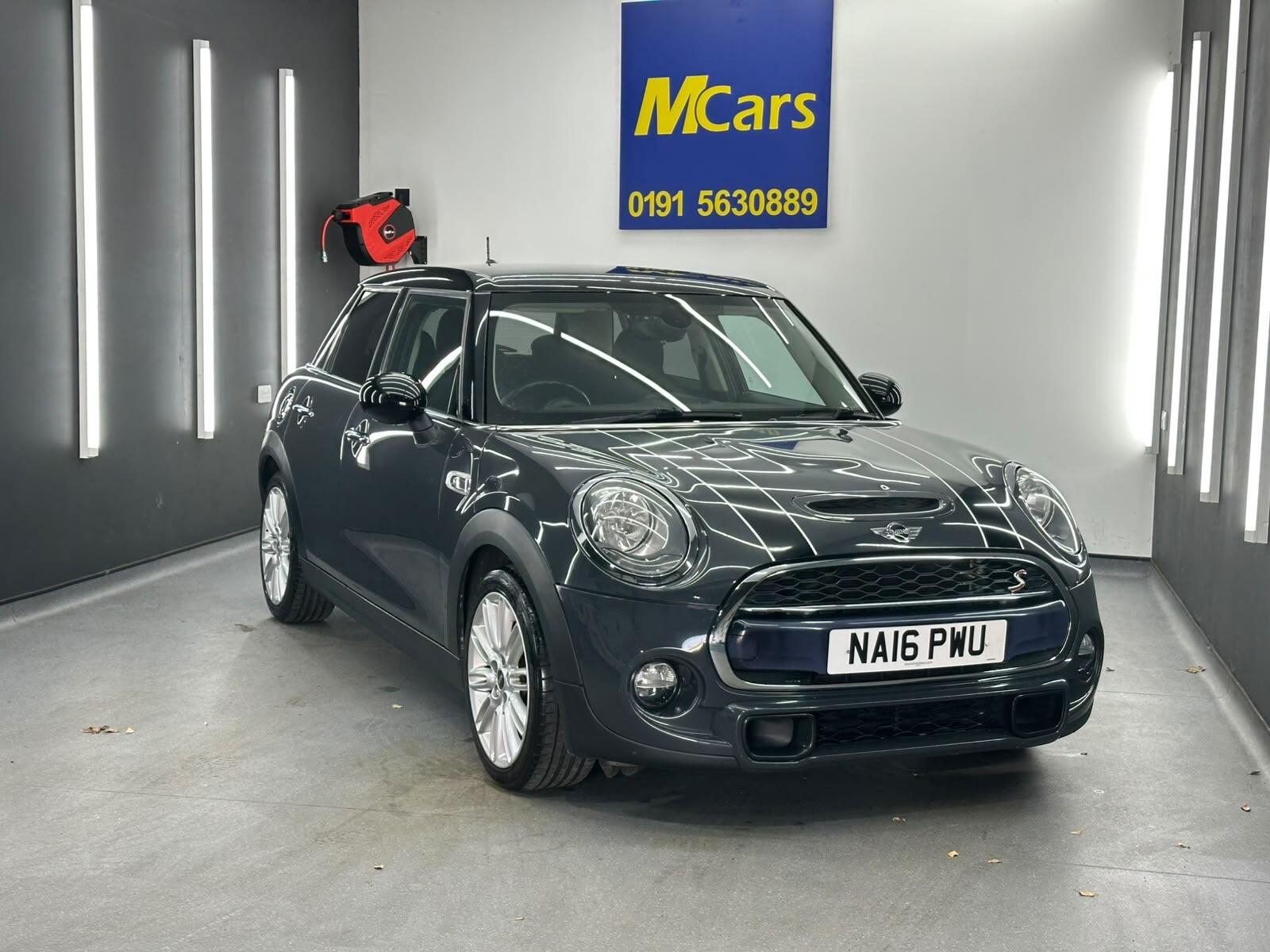 MINI Hatch view 13