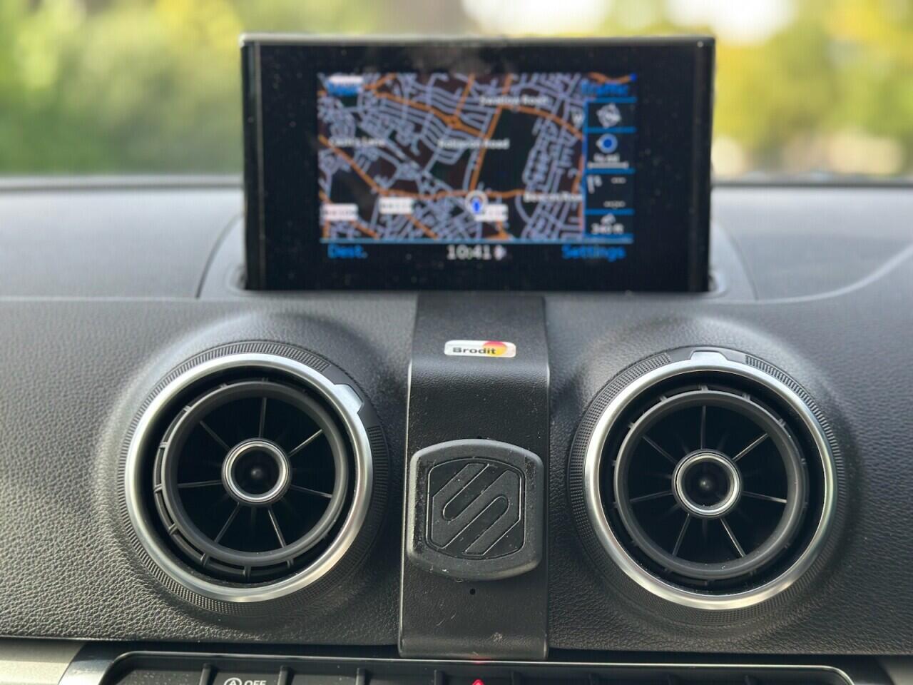 Audi A3 view 21