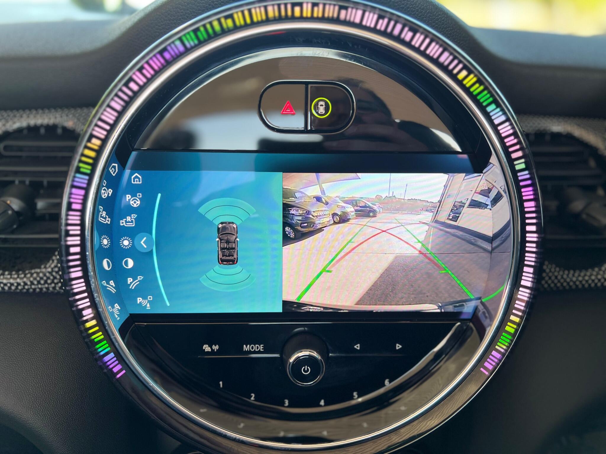 MINI Convertible view 24