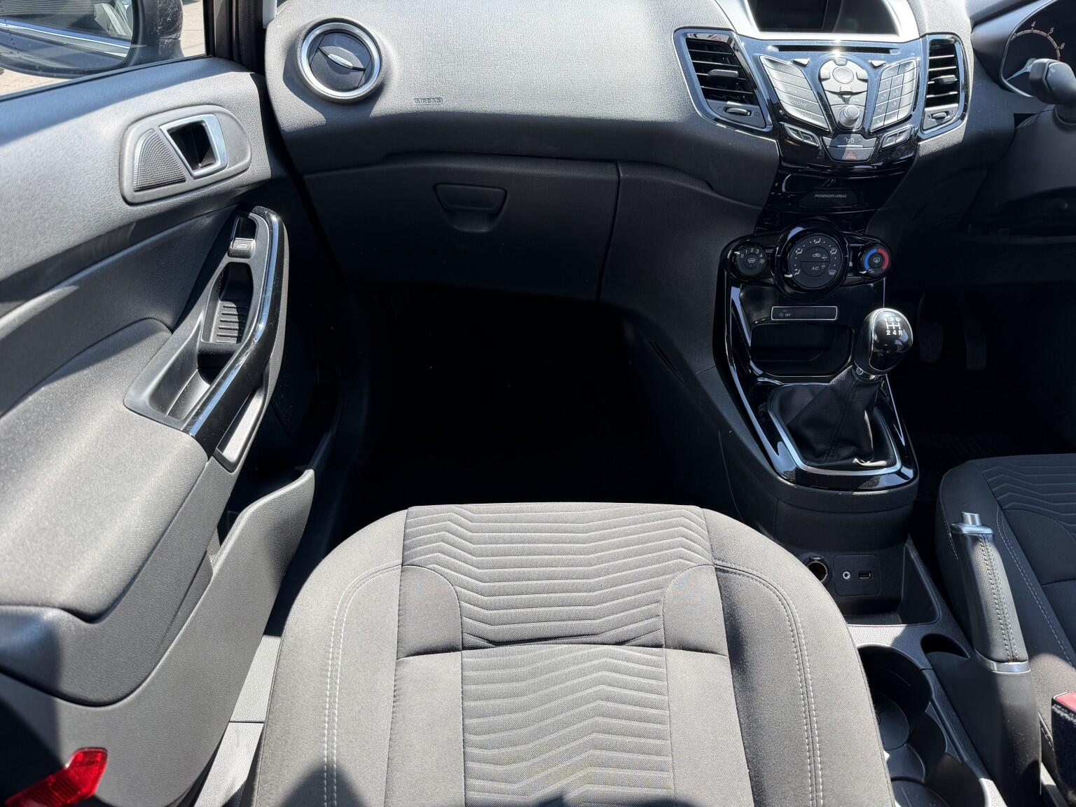 Ford Fiesta view 22