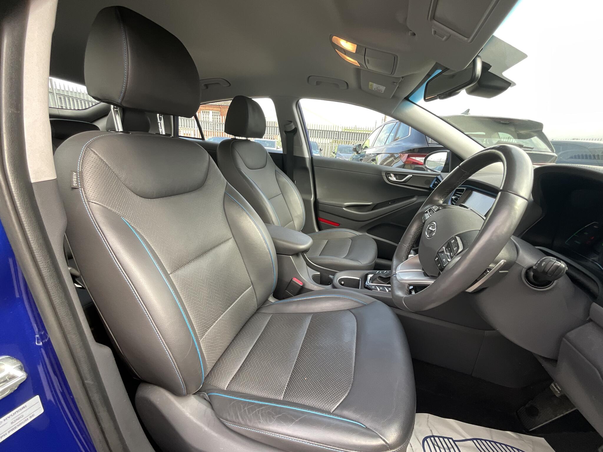 Hyundai Ioniq view 8