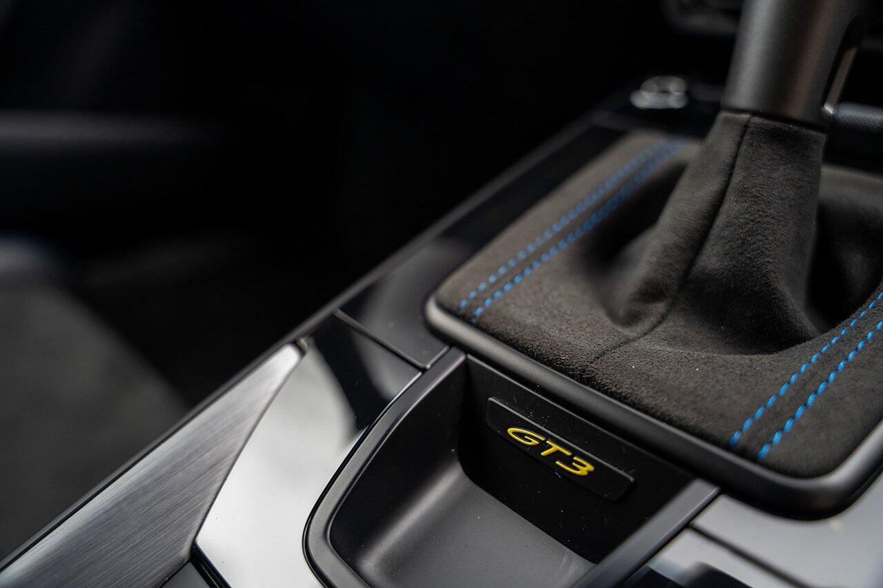 Porsche 911 view 62