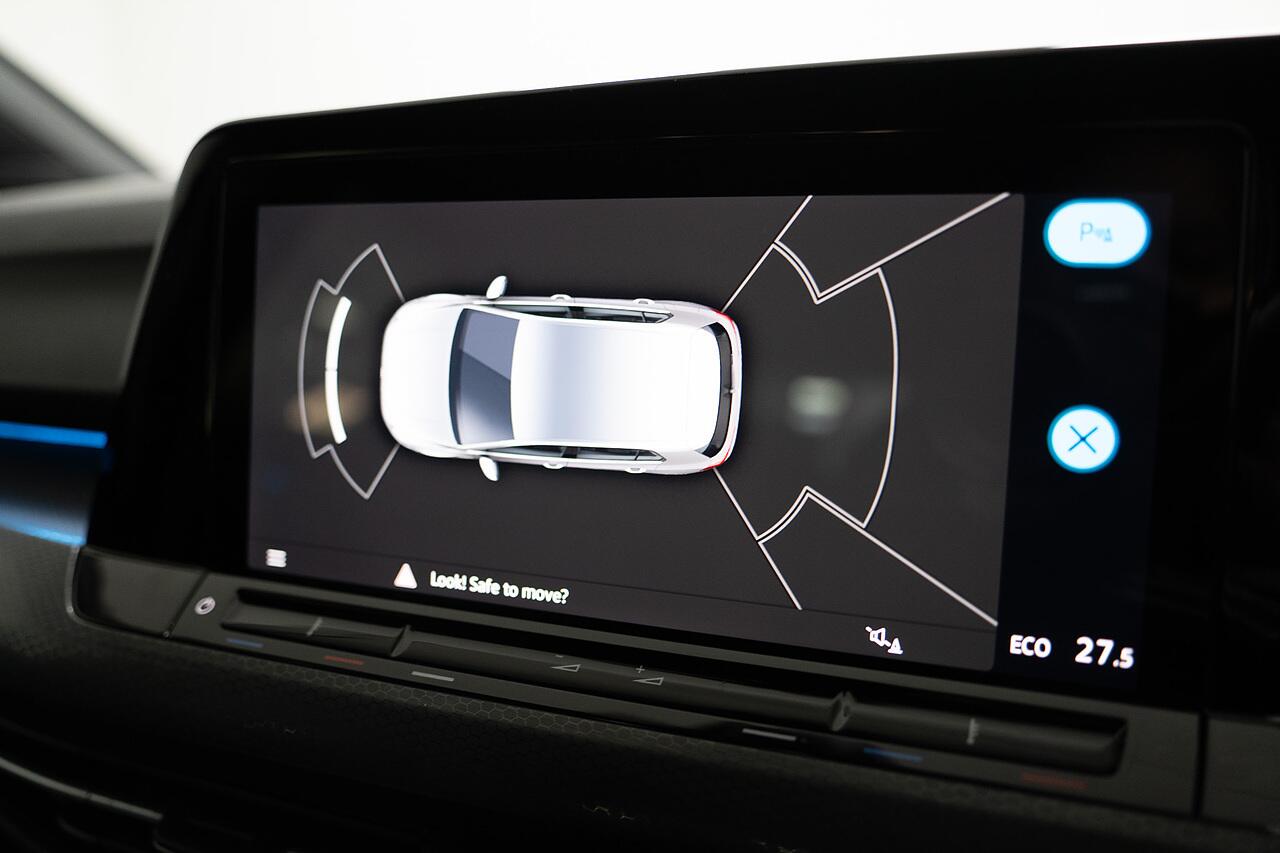 Volkswagen Golf view 13