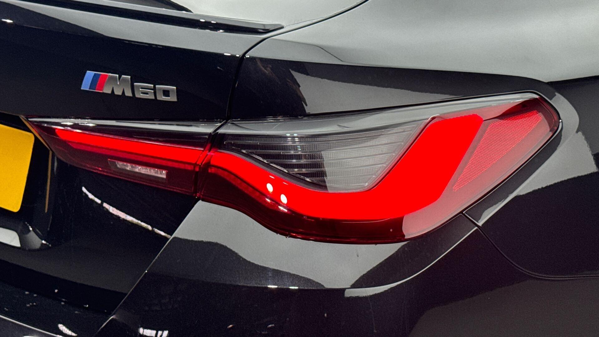 BMW i4 view 21