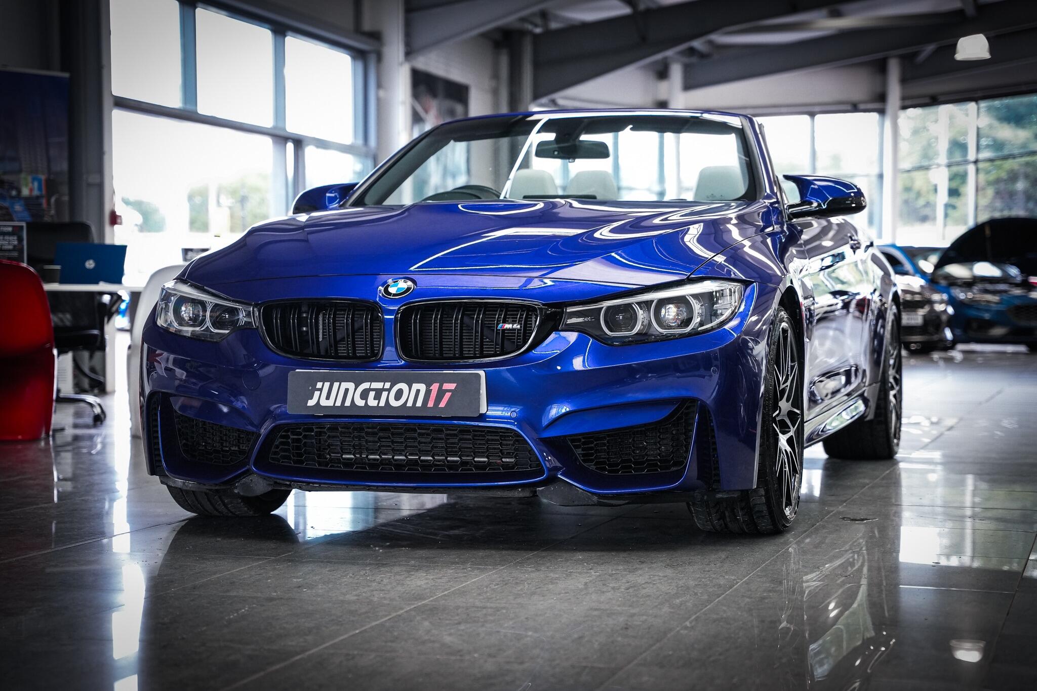 BMW M4 view 12