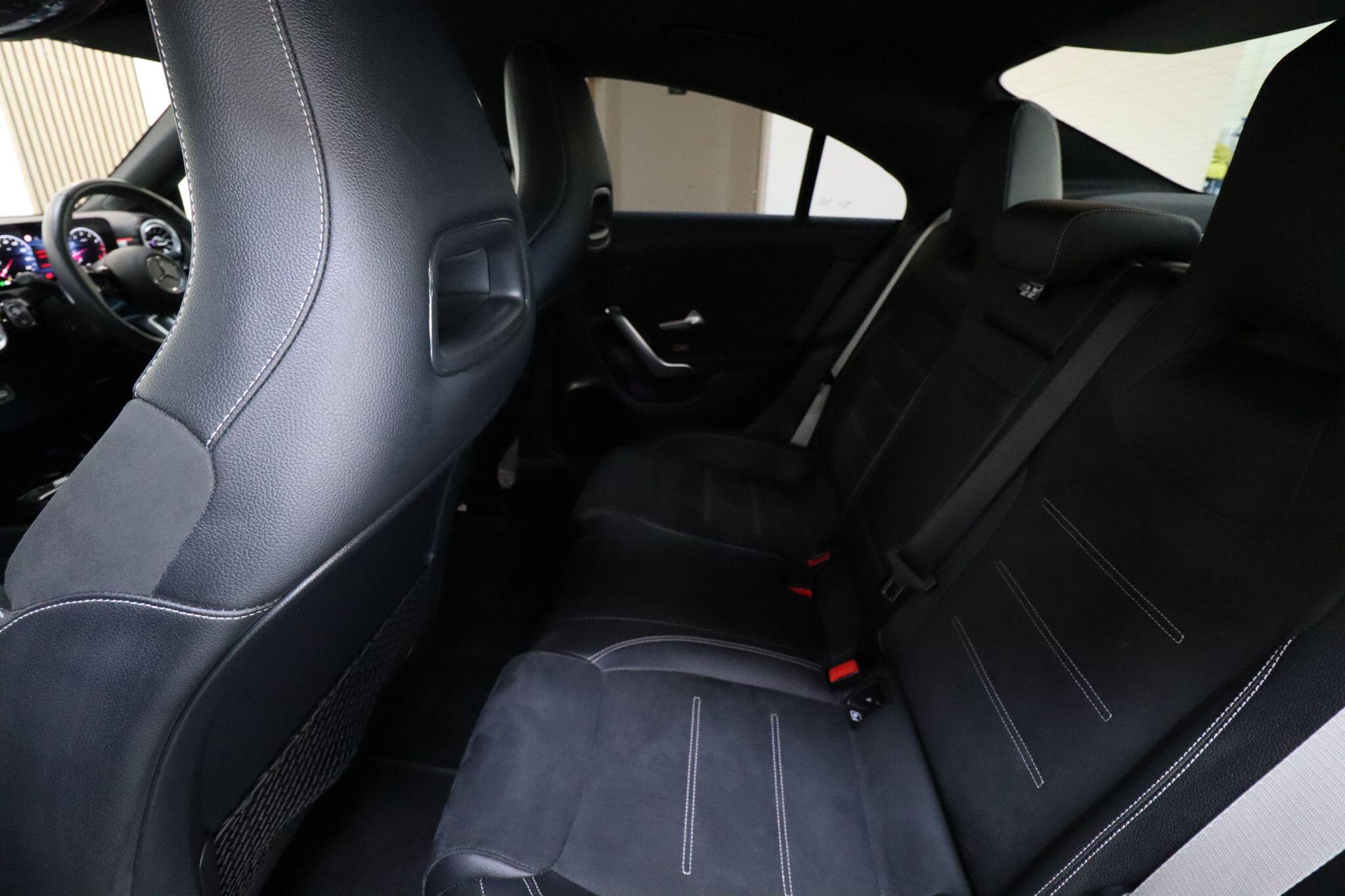 Mercedes-Benz Cla view 13