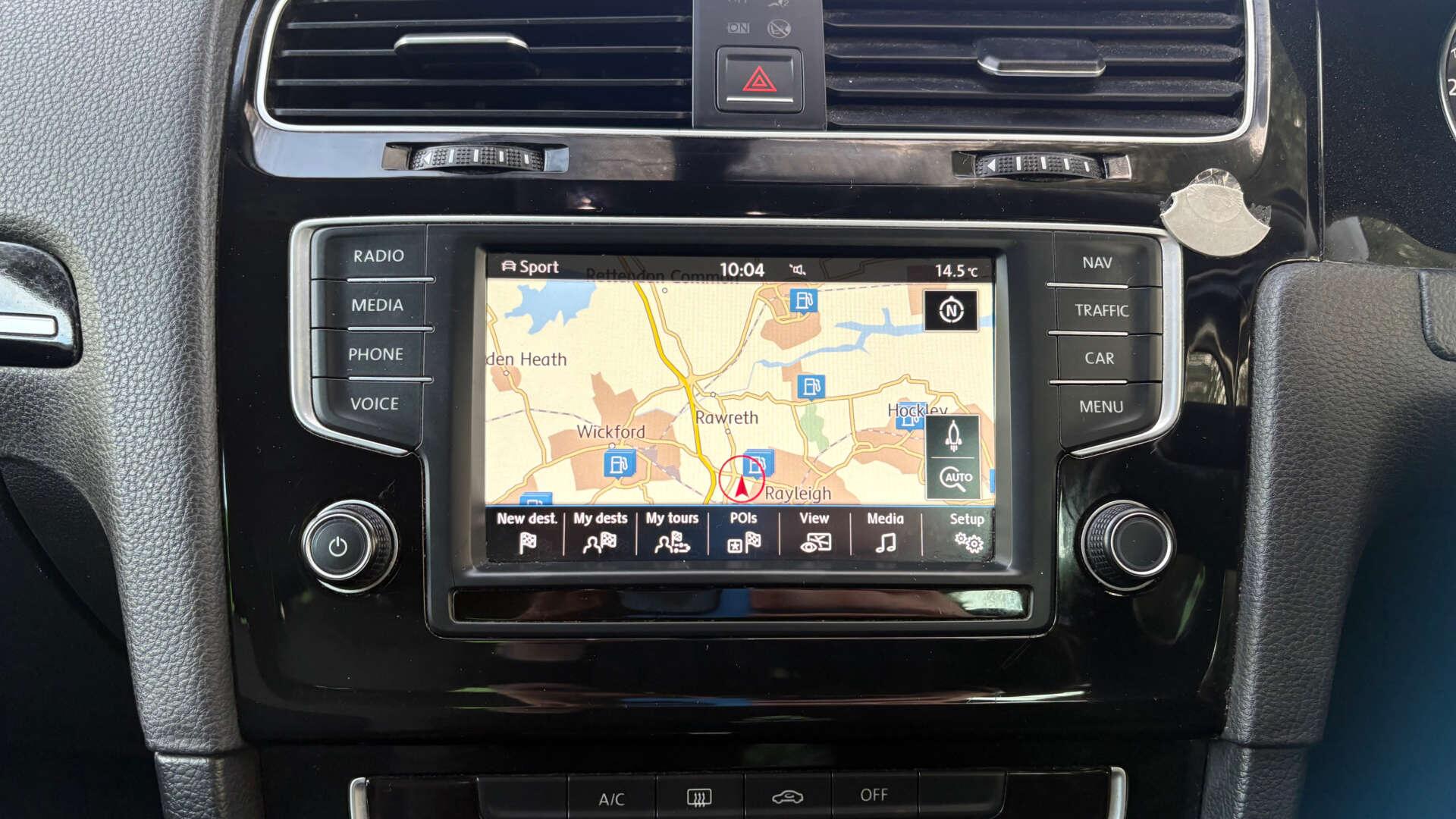 Volkswagen Golf view 31