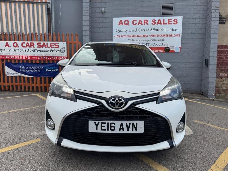 Toyota Yaris view 2