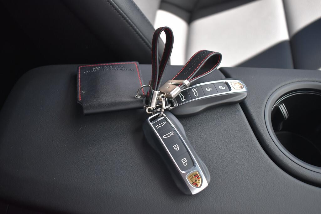 Porsche Taycan view 77