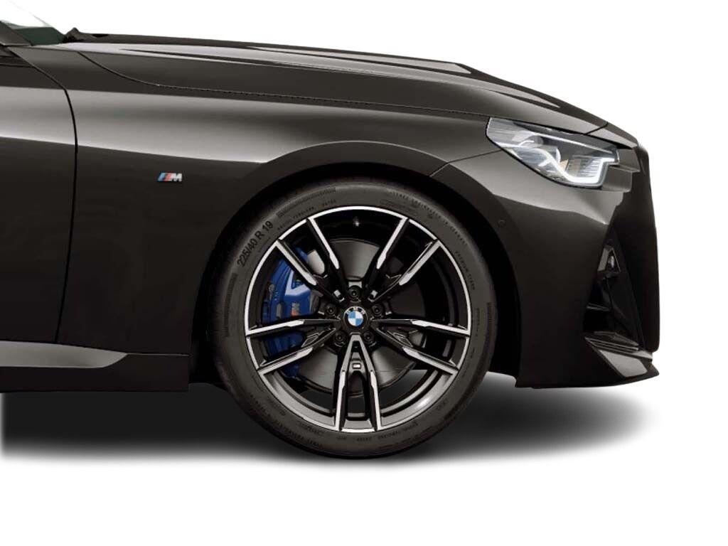 BMW 2 Series view 40