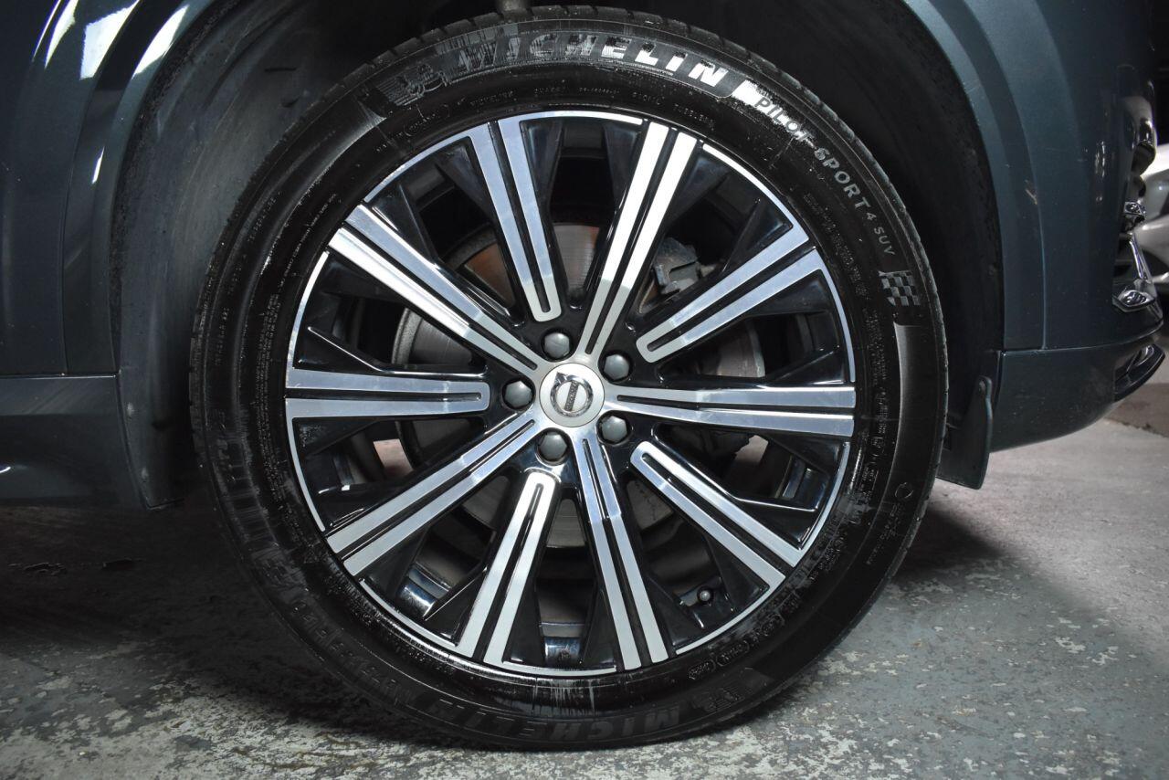 Volvo XC90 view 47