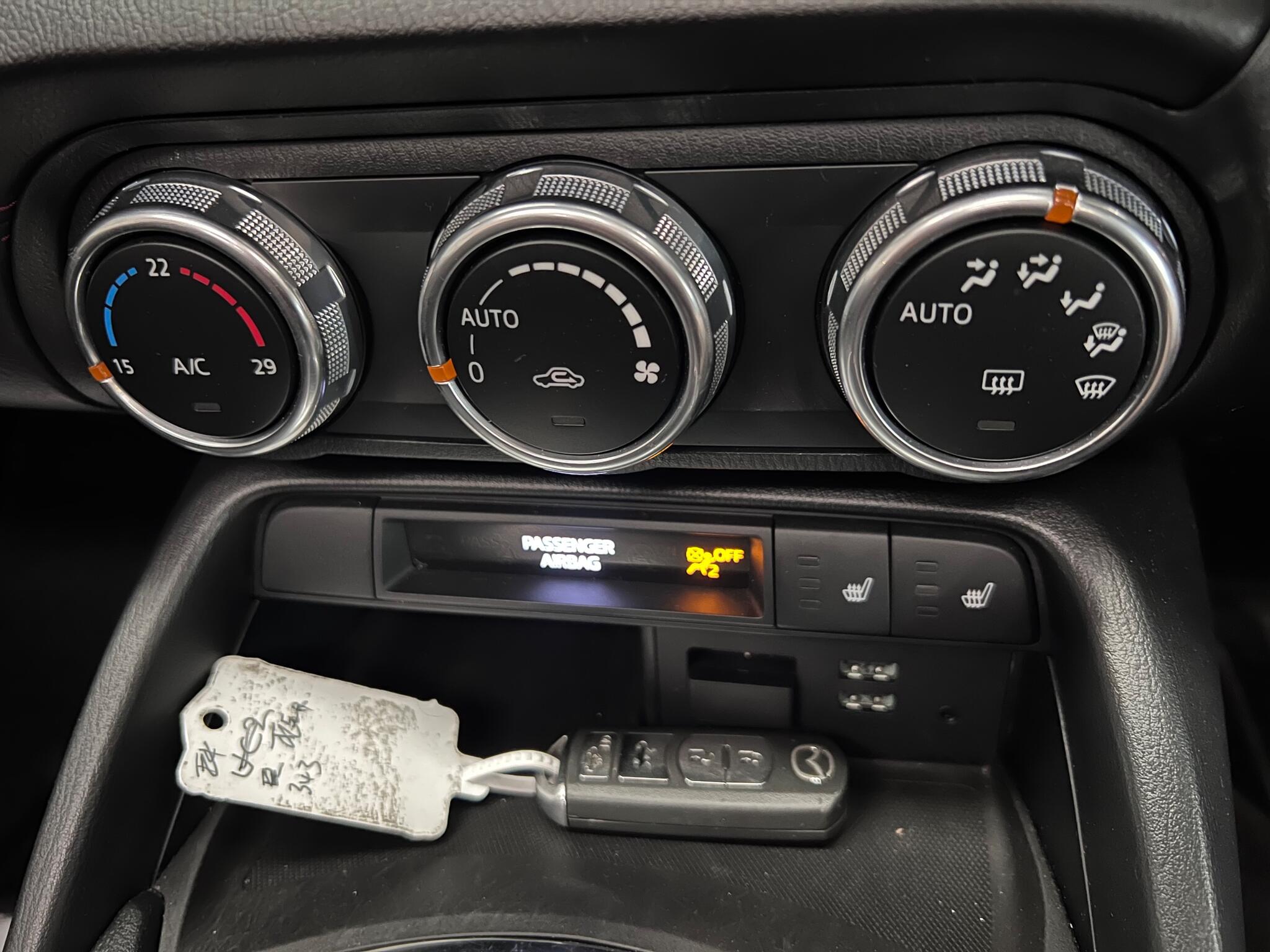 Mazda MX-5 view 24