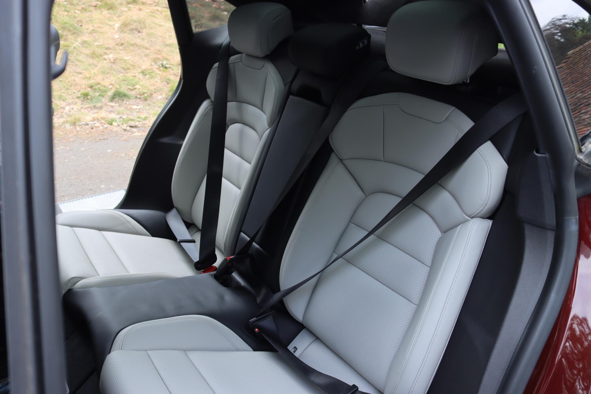 Porsche Taycan view 27